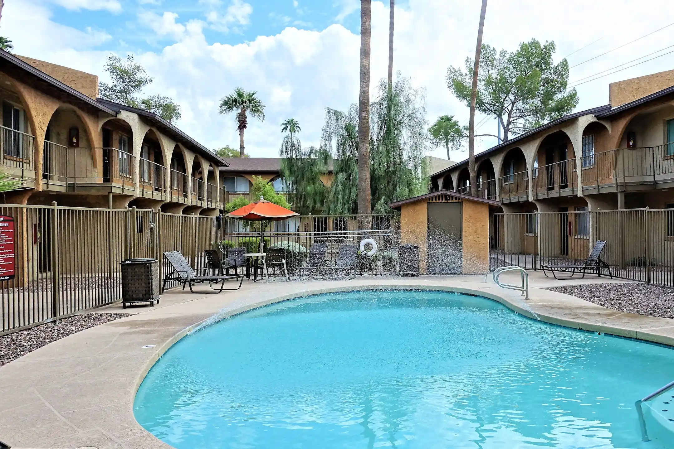Courtyard At Encanto Apartments Phoenix, AZ 85015