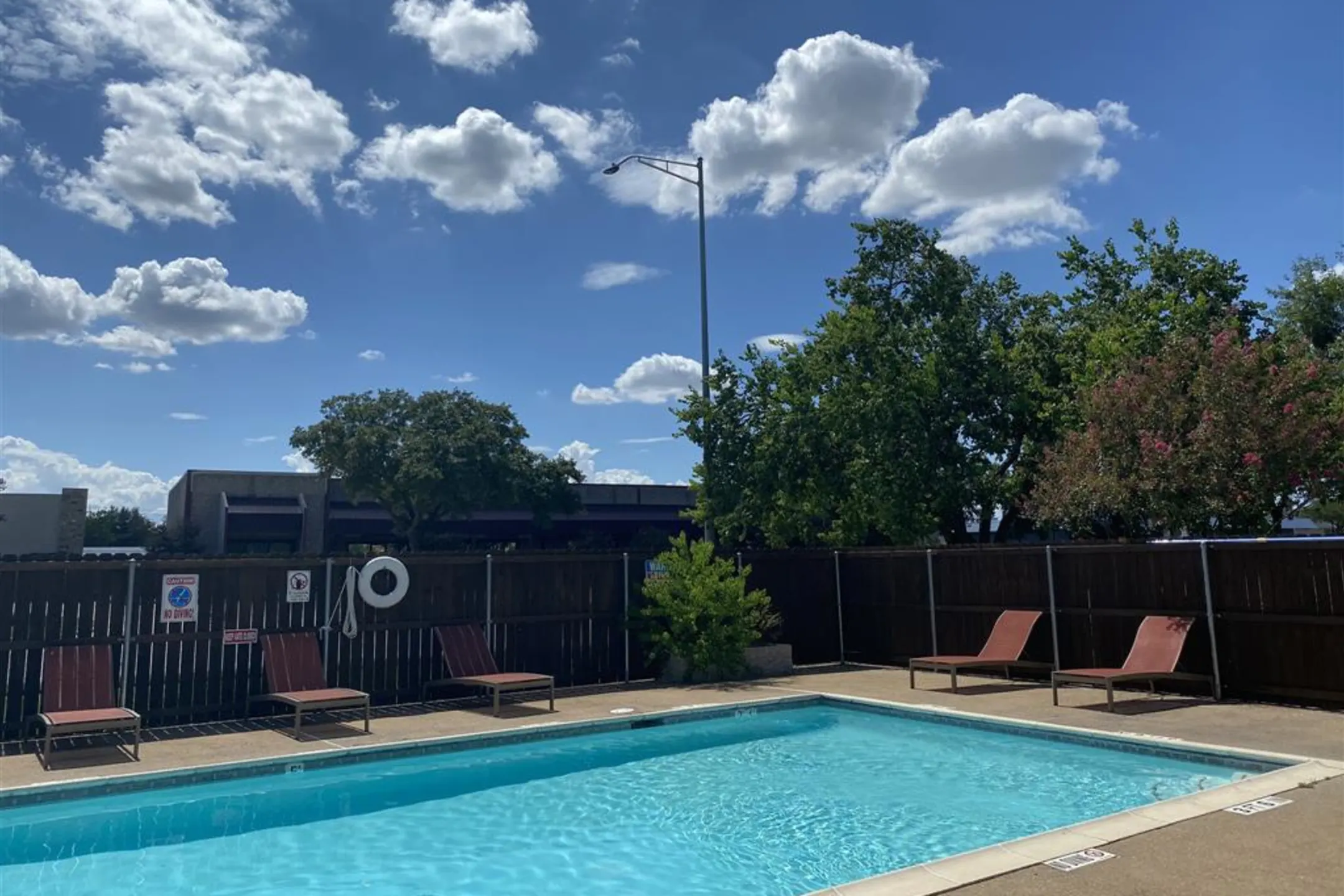 Pool - Hunters Point Apartments - College Station, TX