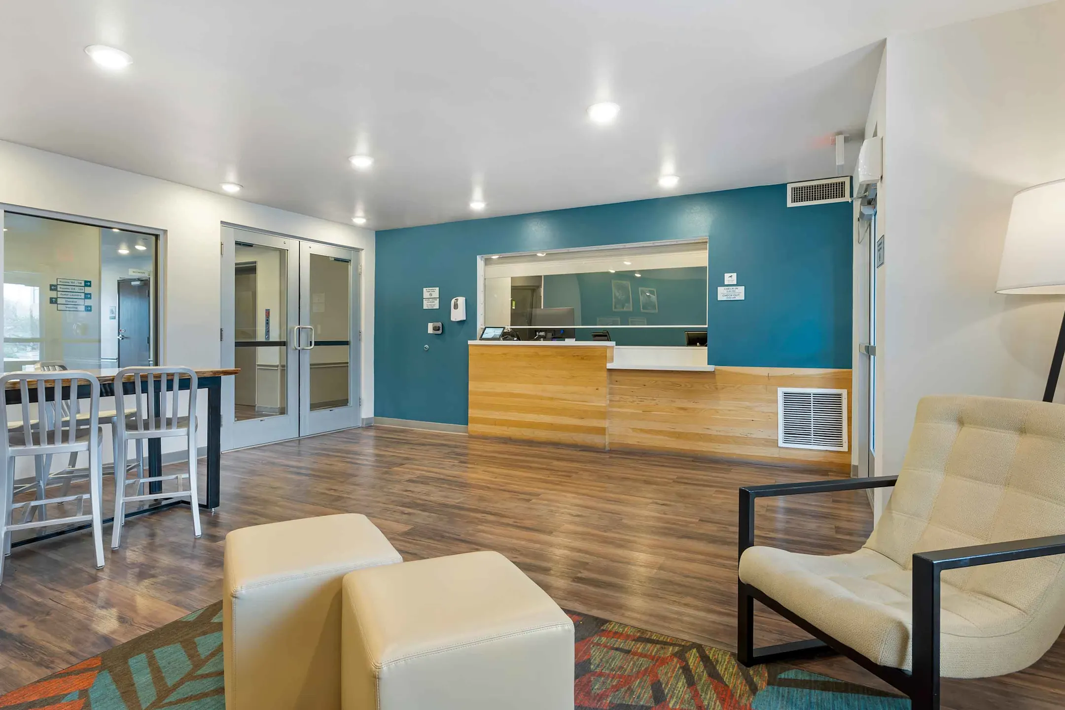 Living Room - Furnished Studio - Orlando - Airport - Orlando, FL
