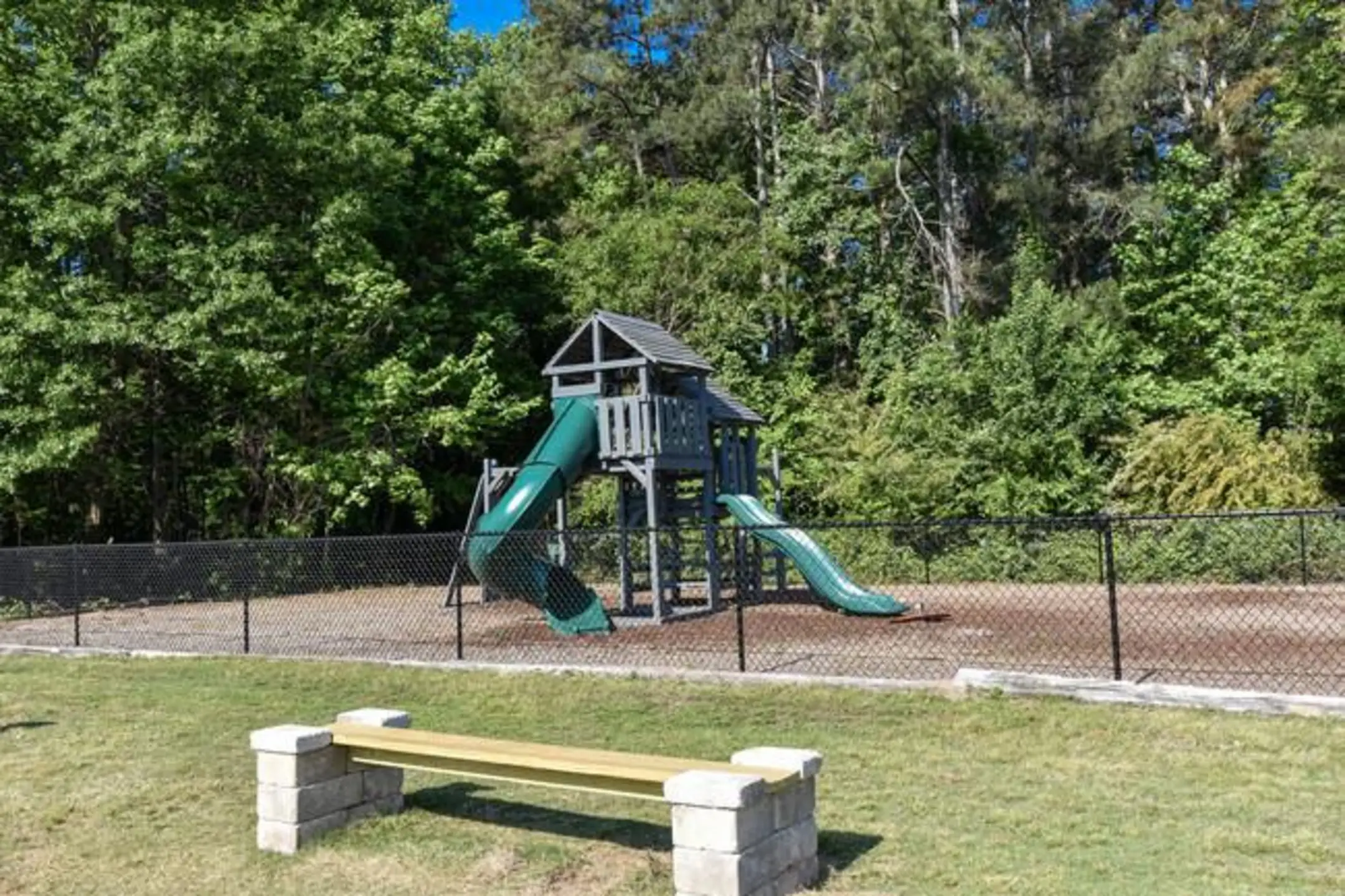 Rex Road Townhomes 2419 Rex Road Ellenwood, GA Apartments for Rent