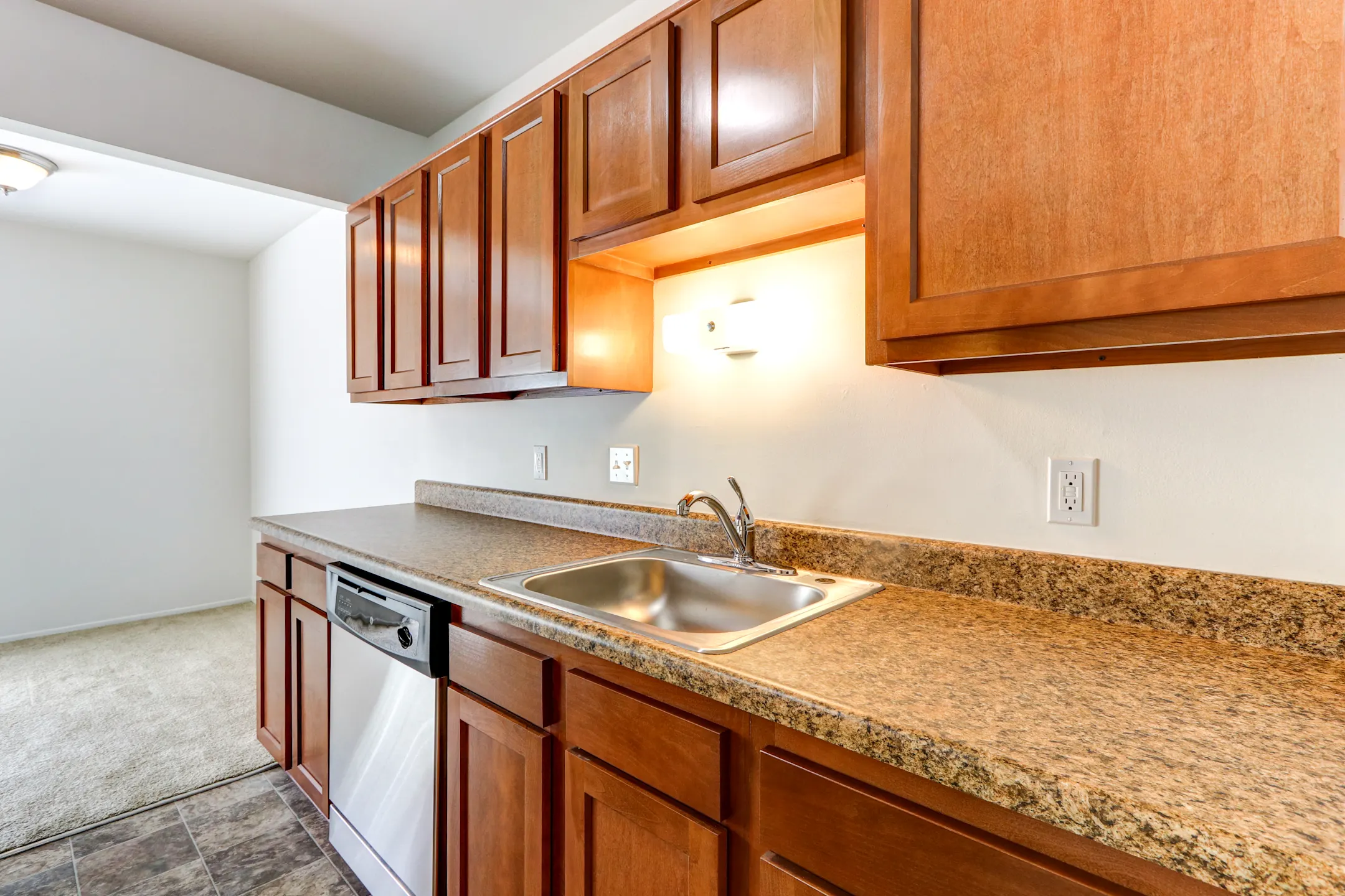 Shannon Manor Townhomes Apartments Davison, MI 48423