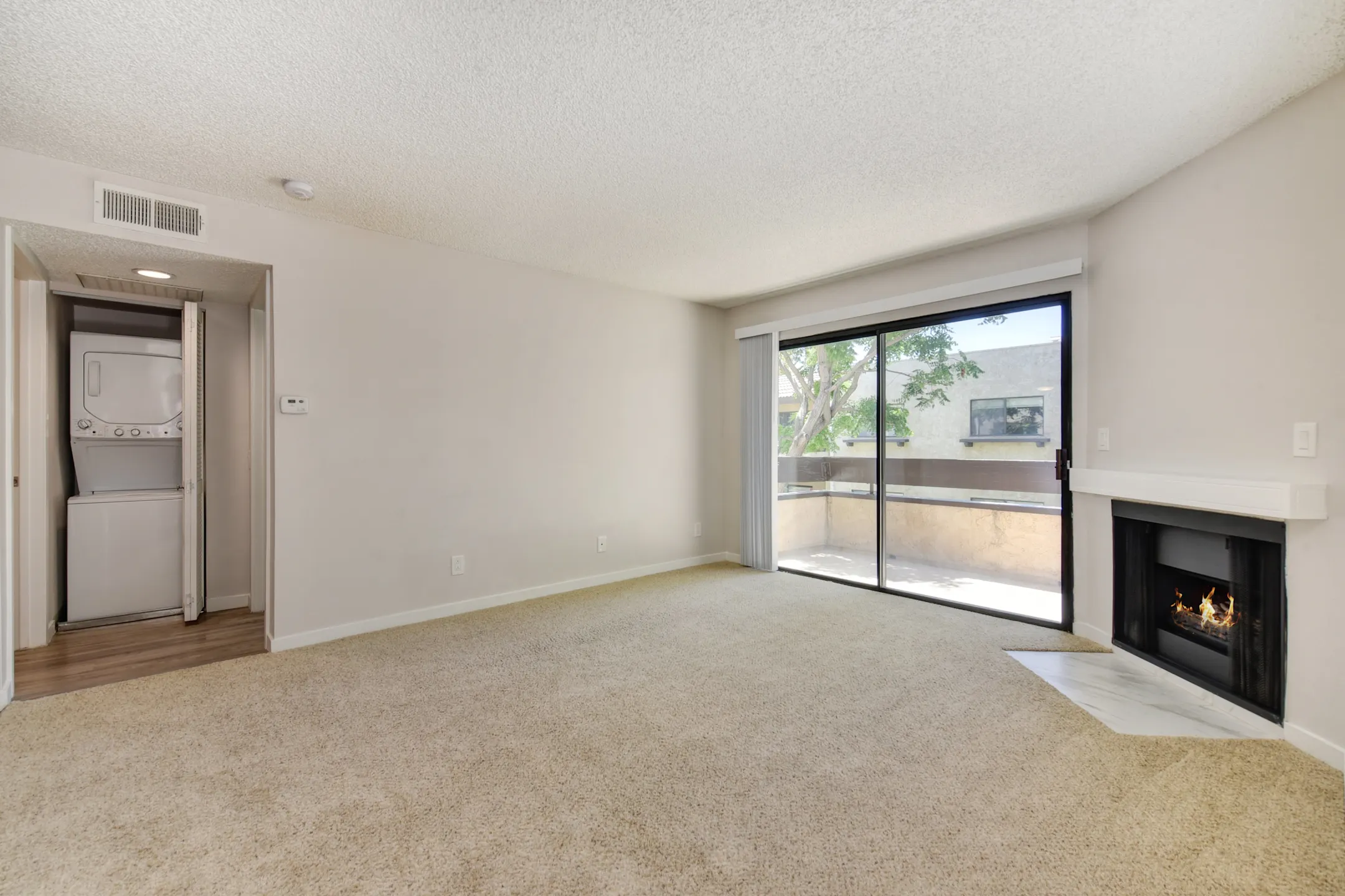 Park West Village - Lancaster, CA