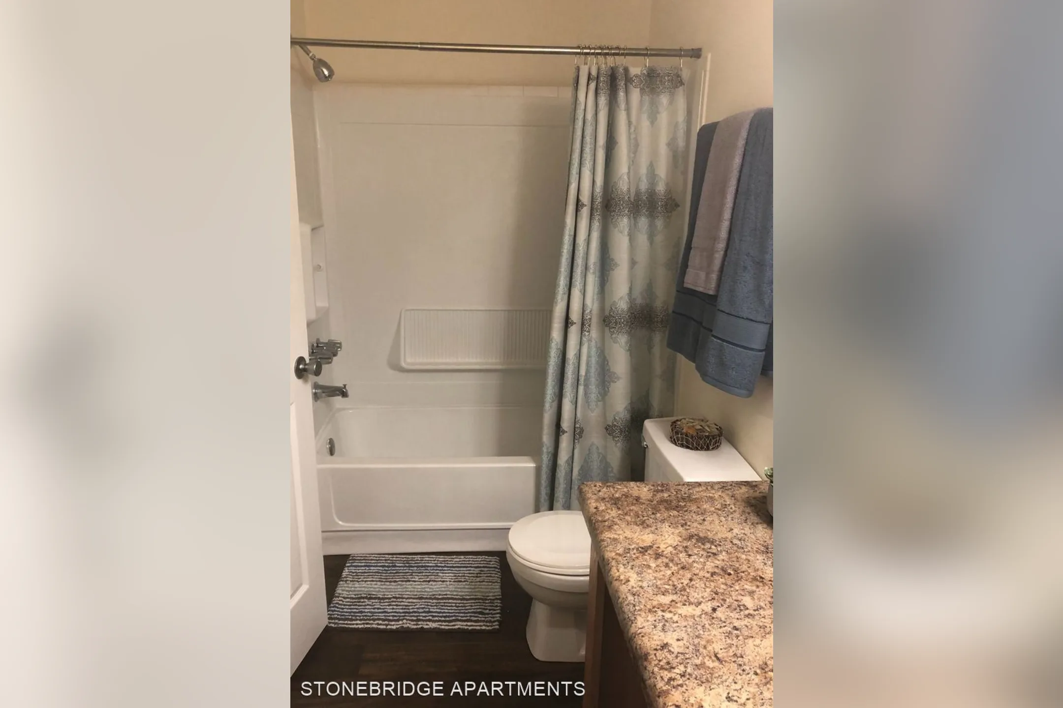 Stonebridge Apartments - Chesapeake, VA