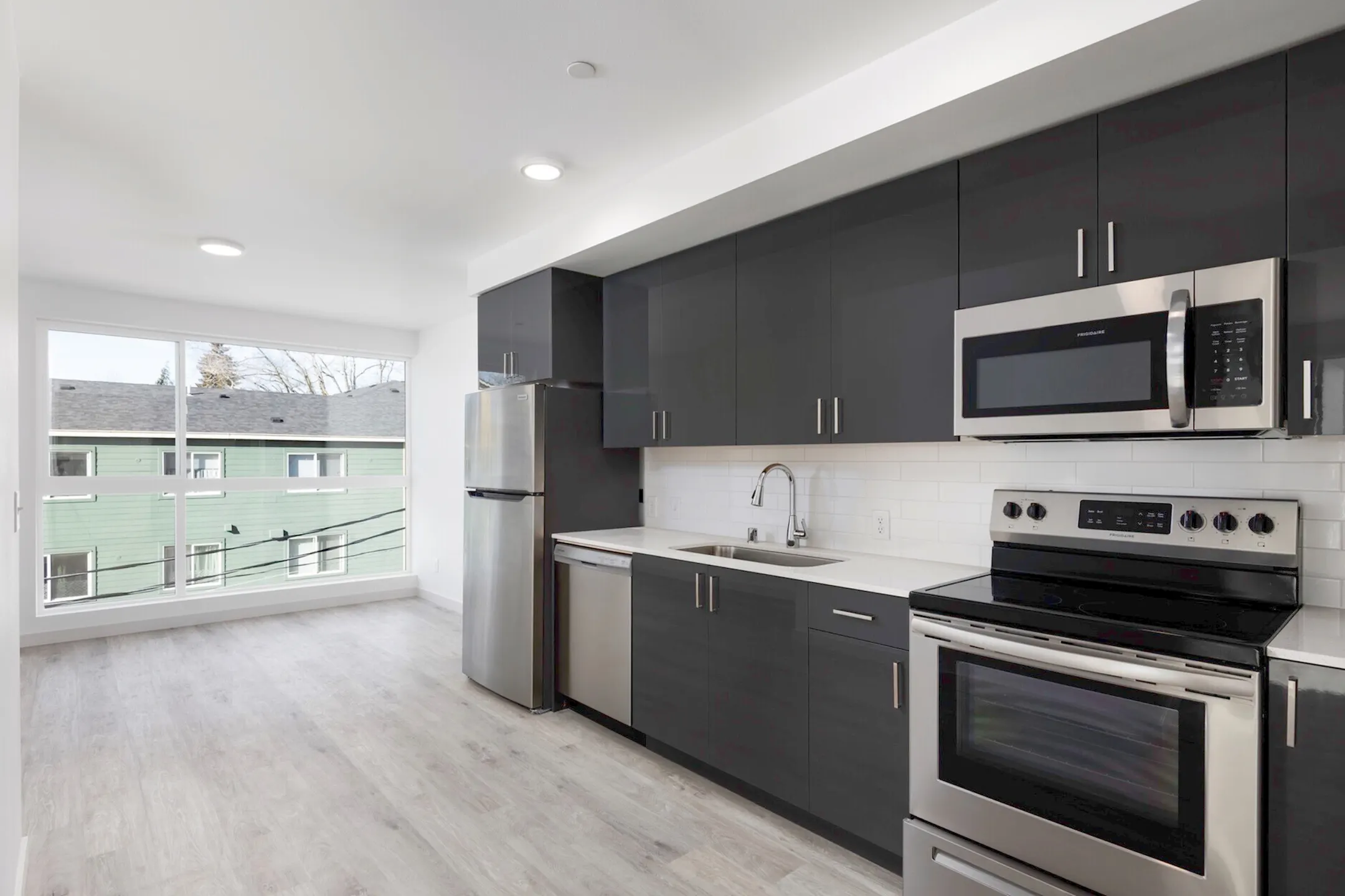 The Ruby Apartments WA 98402