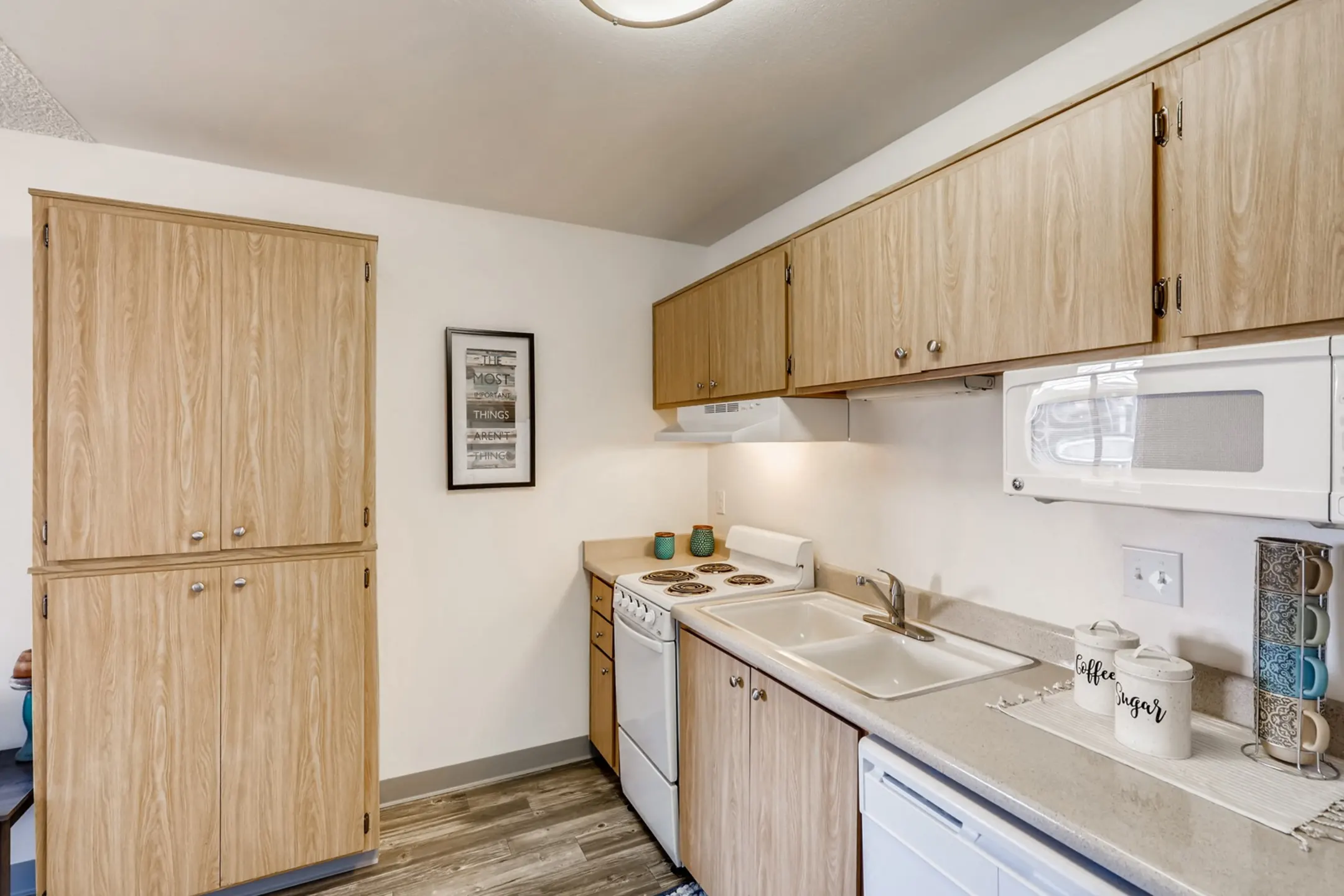 Overlook at Sunset Point Apartments Layton, UT 84041