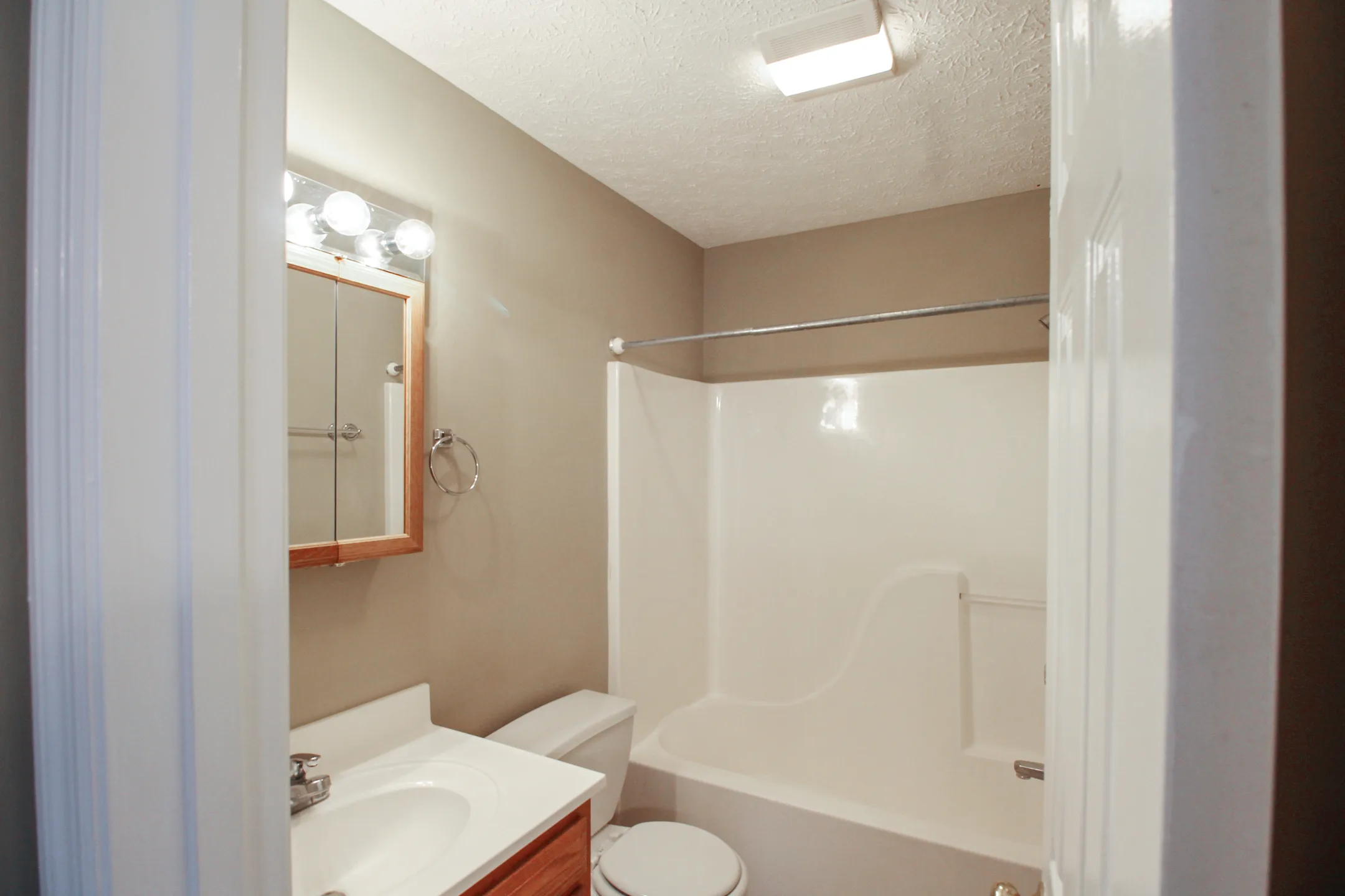 Swadley Park and Creekside Village Apartments Apartments Johnson City