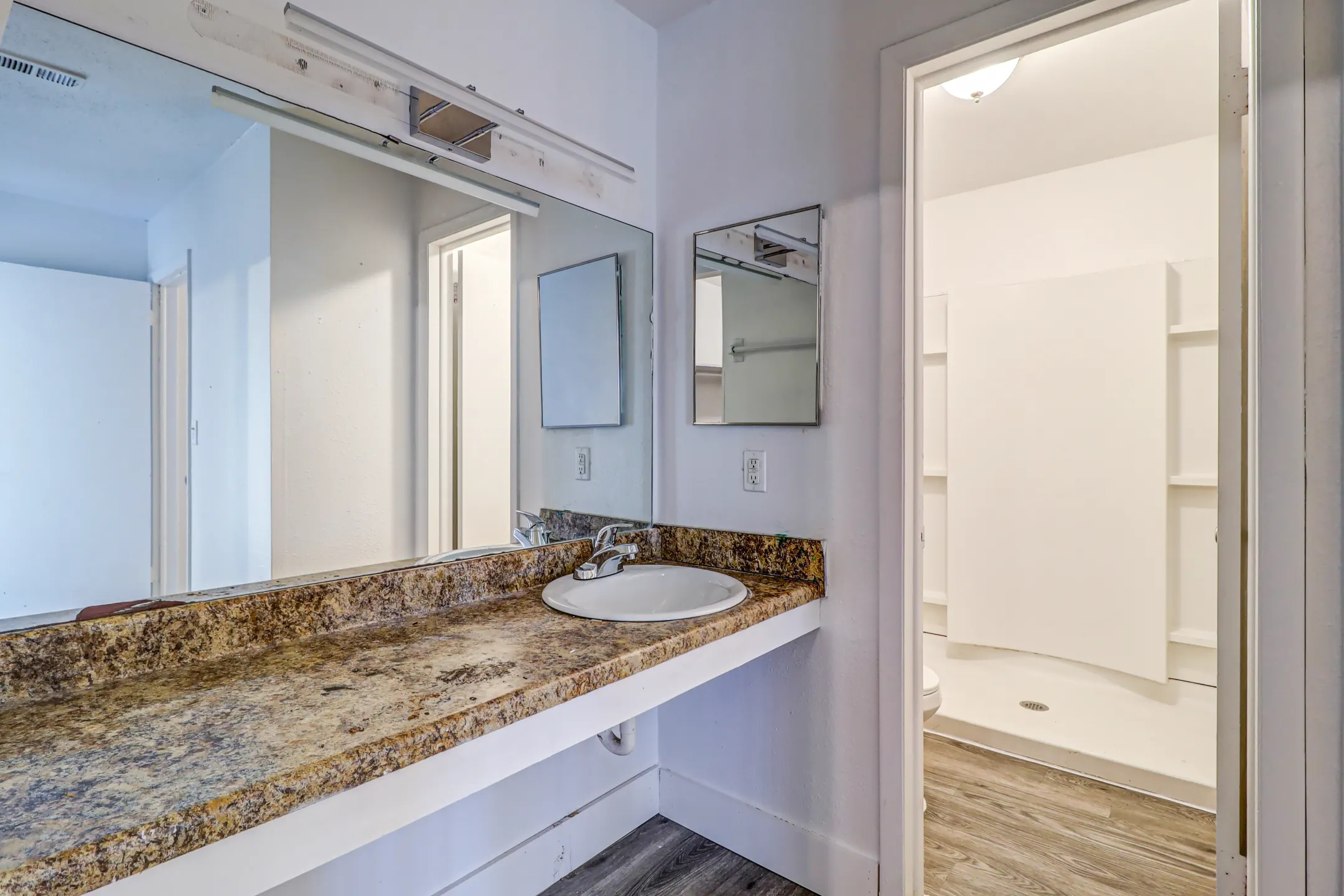 Bathroom - Red Bay Apartments - Jacksonville, FL