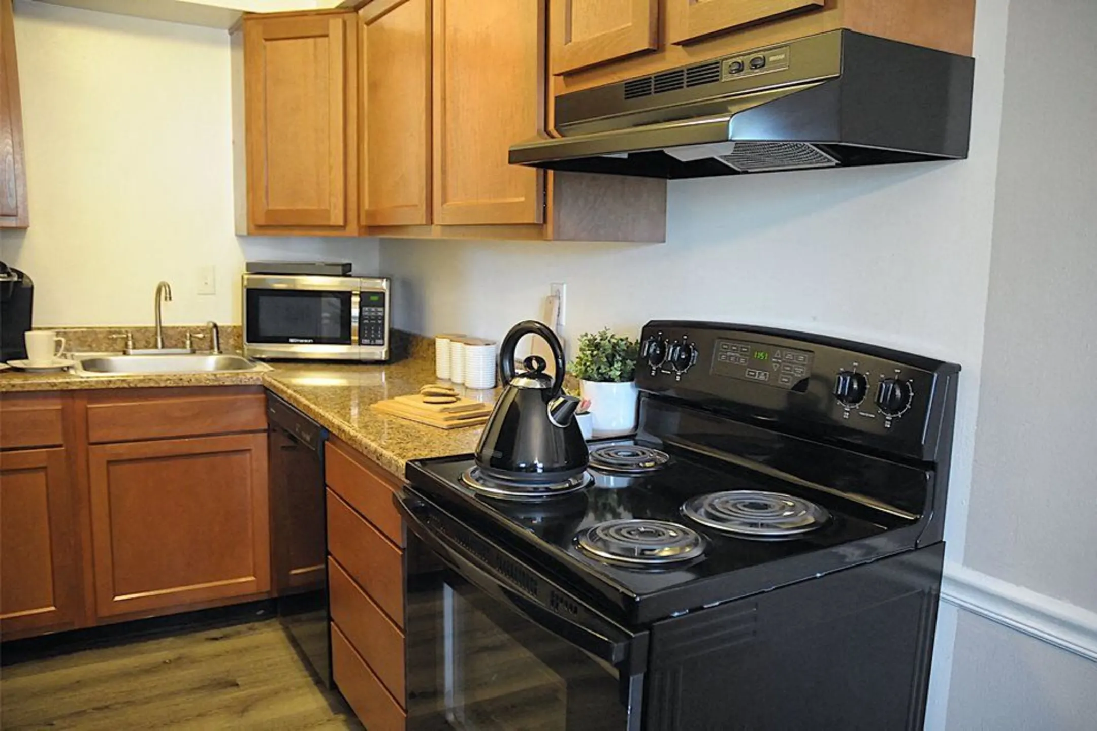 Kitchen - Pickwick Farms - Indianapolis, IN