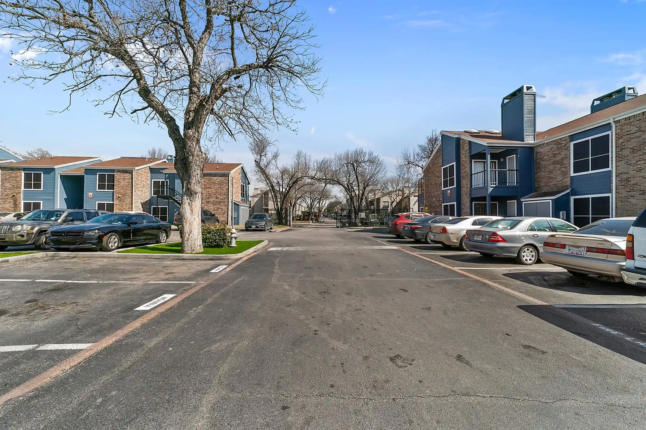 Prime at Lake Highlands 9727 Whitehurst Dr Dallas, TX Apartments