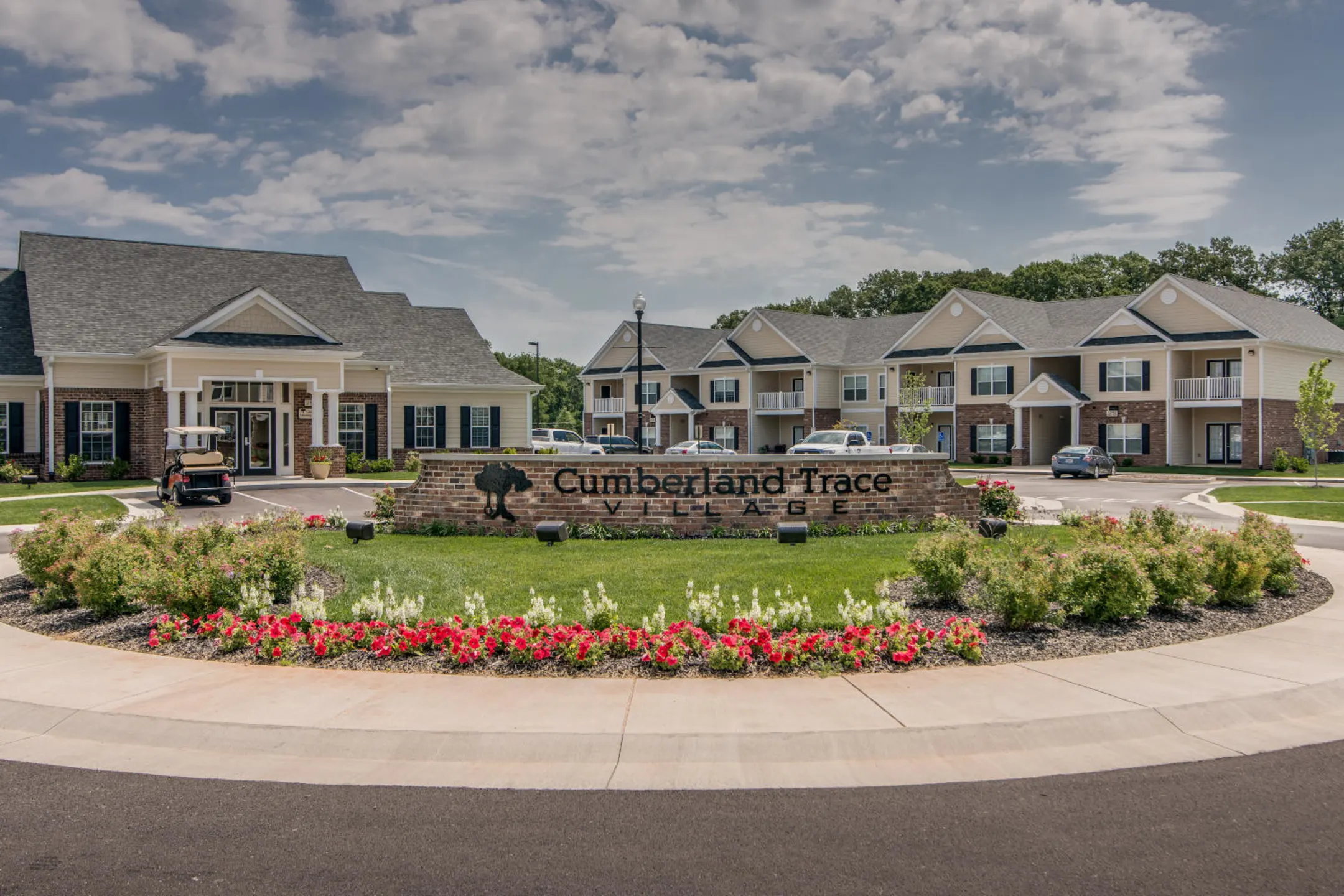 Community Signage - Cumberland Trace Village Apartments - Bowling Green, KY