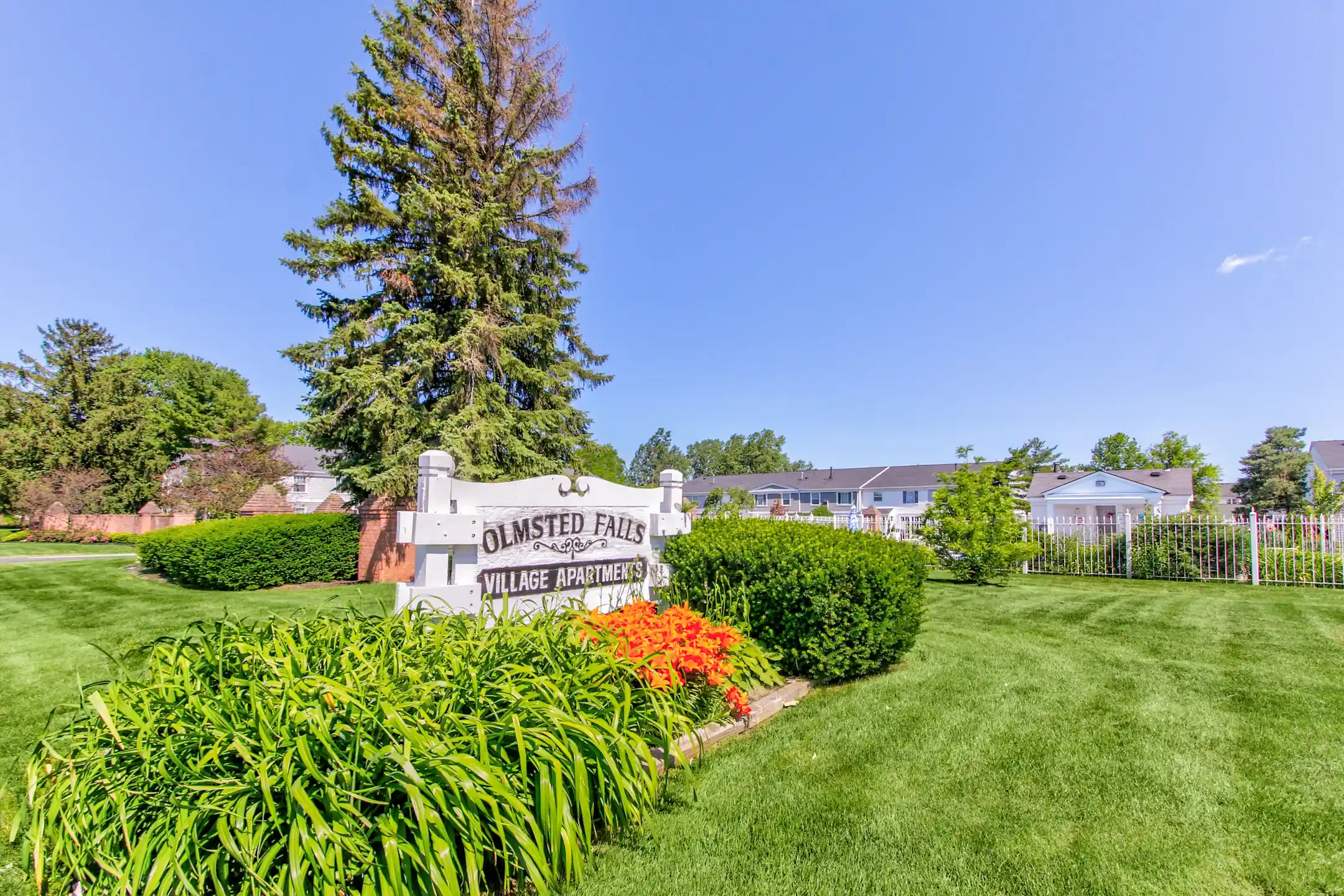 Olmsted Falls Village Apartments Olmsted Falls, OH 44138