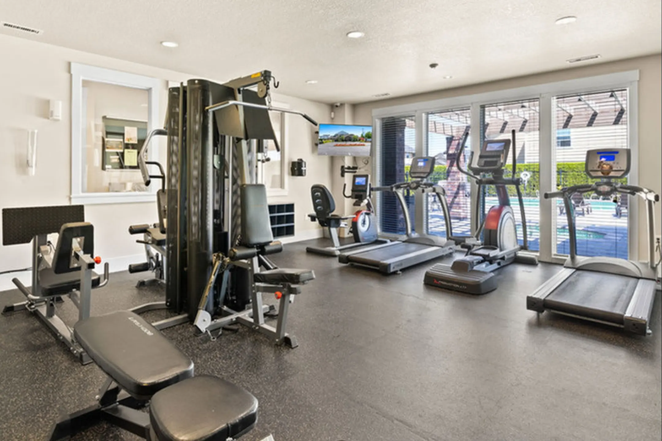 Fitness Weight Room - Overlook Park - Vancouver, WA