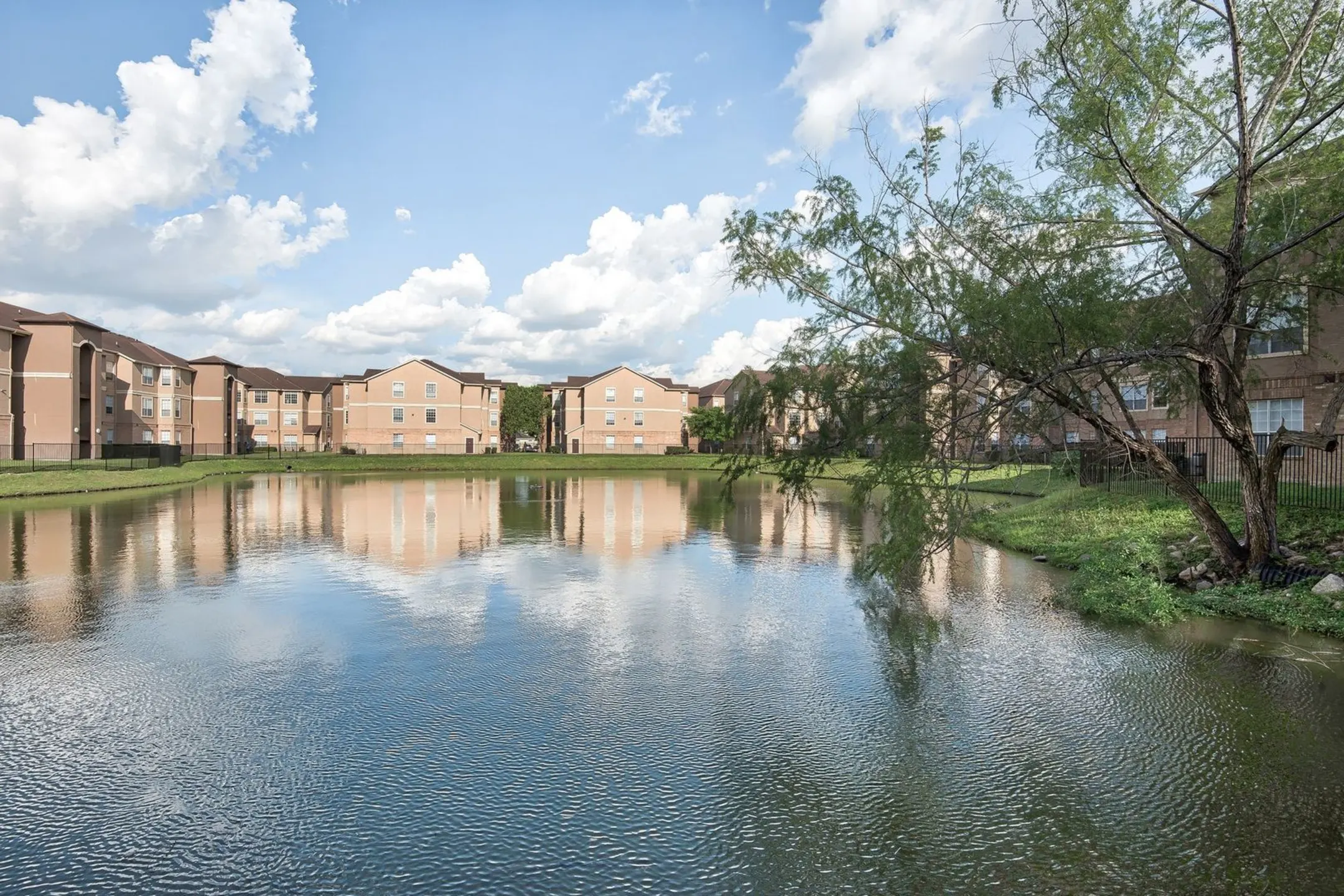The Life at Clearwood - Houston, TX