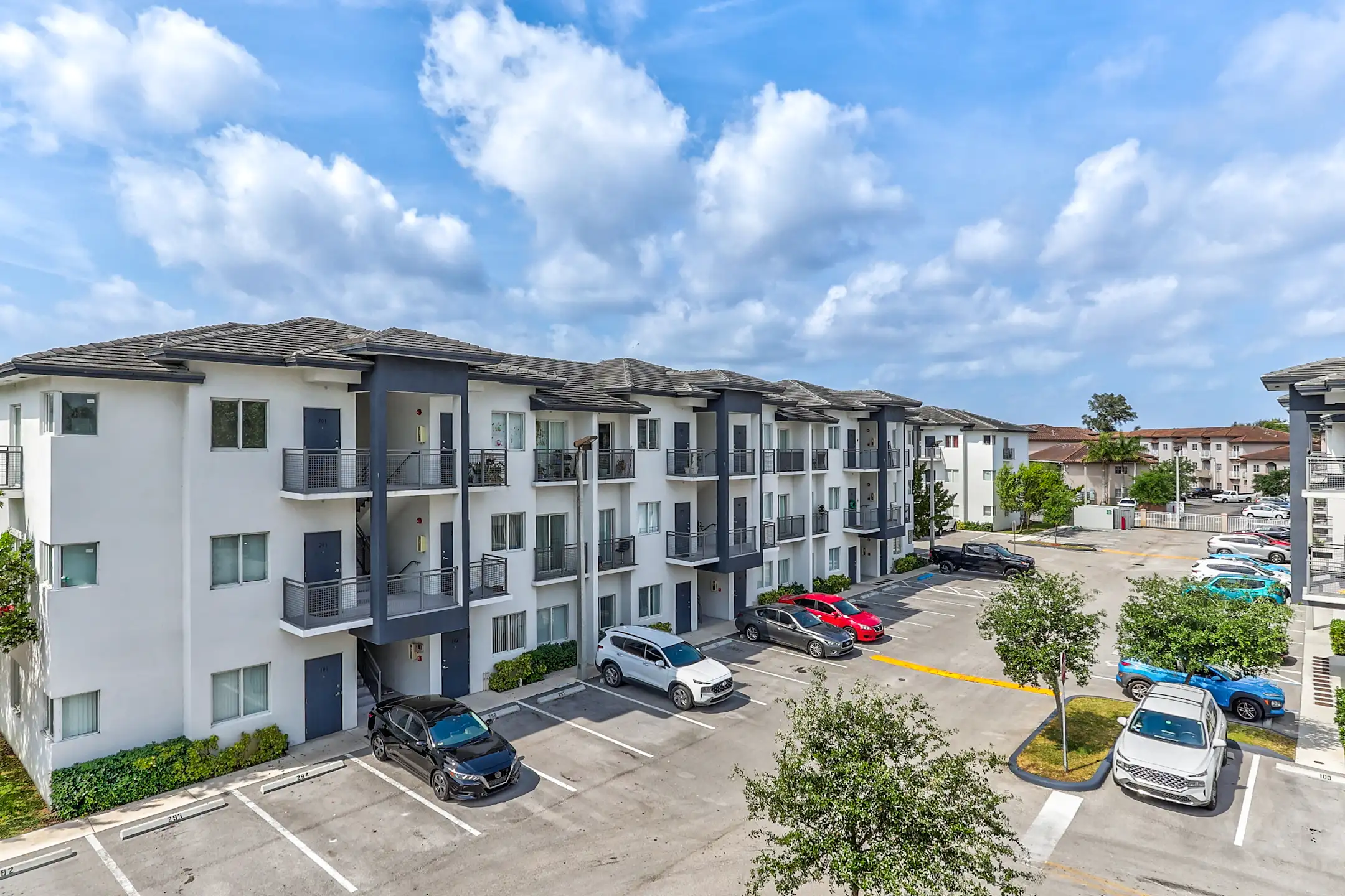Las Vistas at Amelia Apartments Hialeah, FL 33014