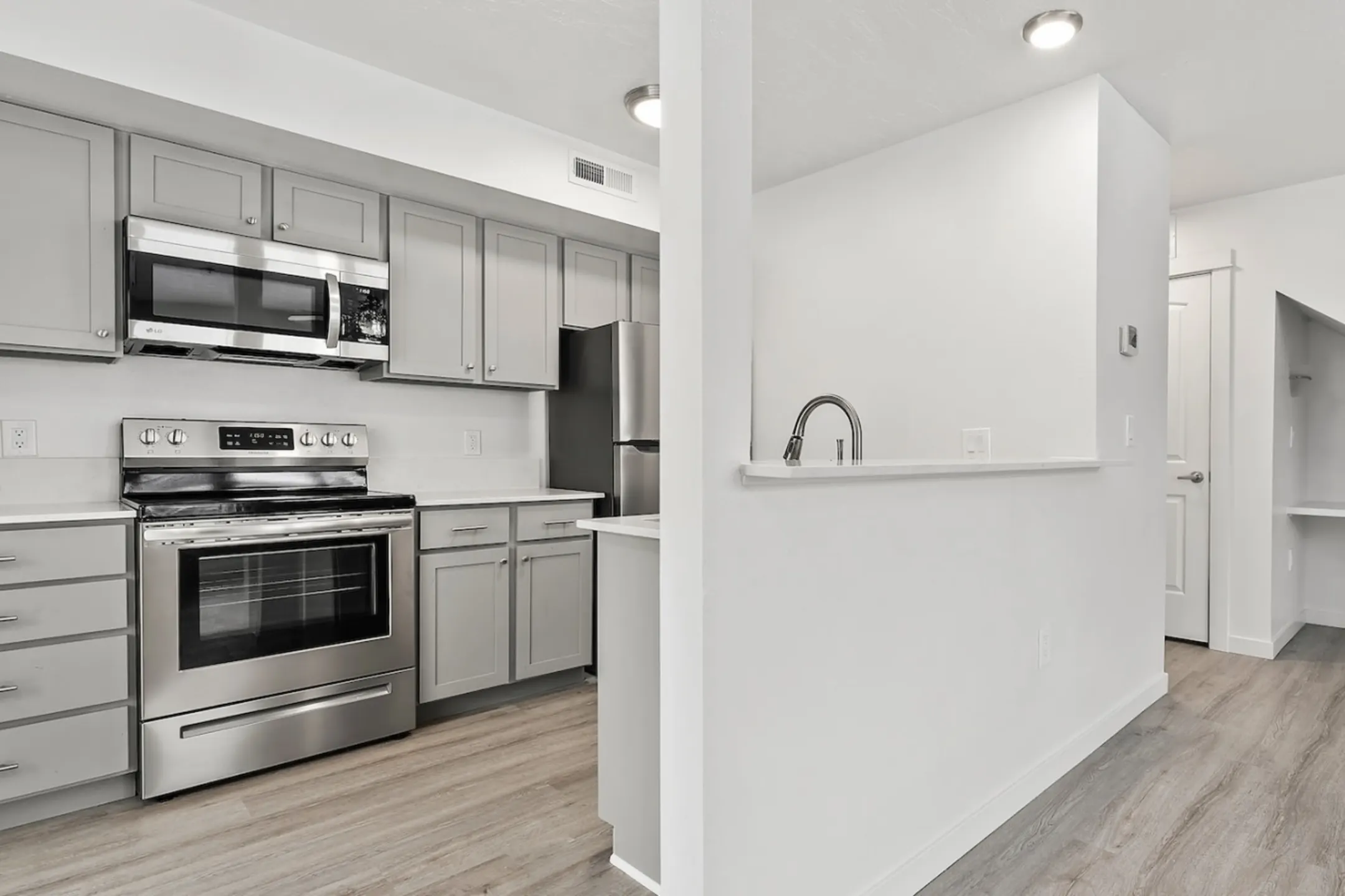 Bowery Point Townhomes - Boise, ID