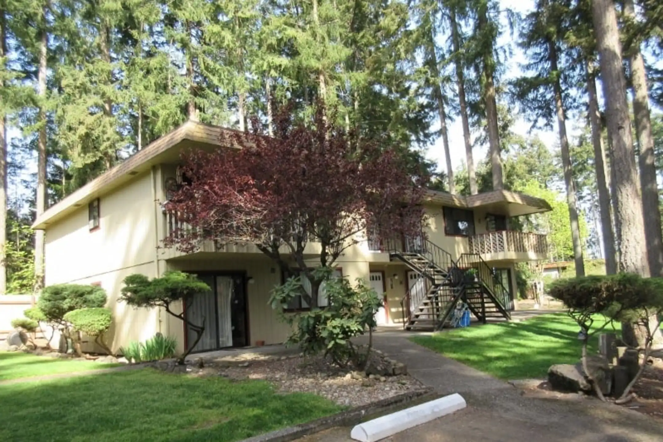 Long Lake Apartments 7325 20th Ave SE Lacey, WA Apartments for Rent