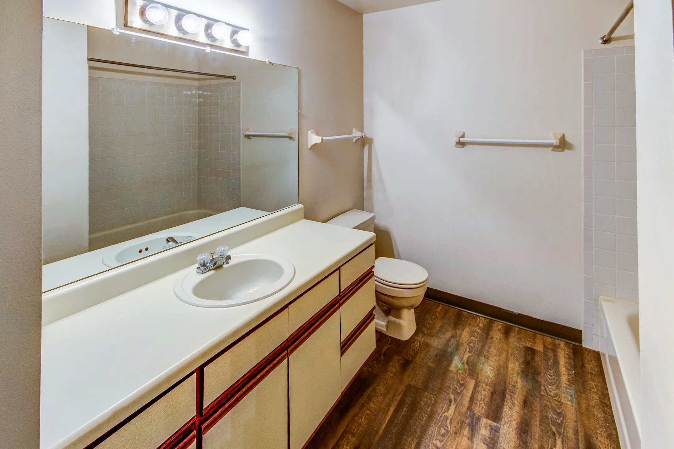 Golfview 453 Golfview Blvd Valparaiso, IN Apartments for Rent Rent.