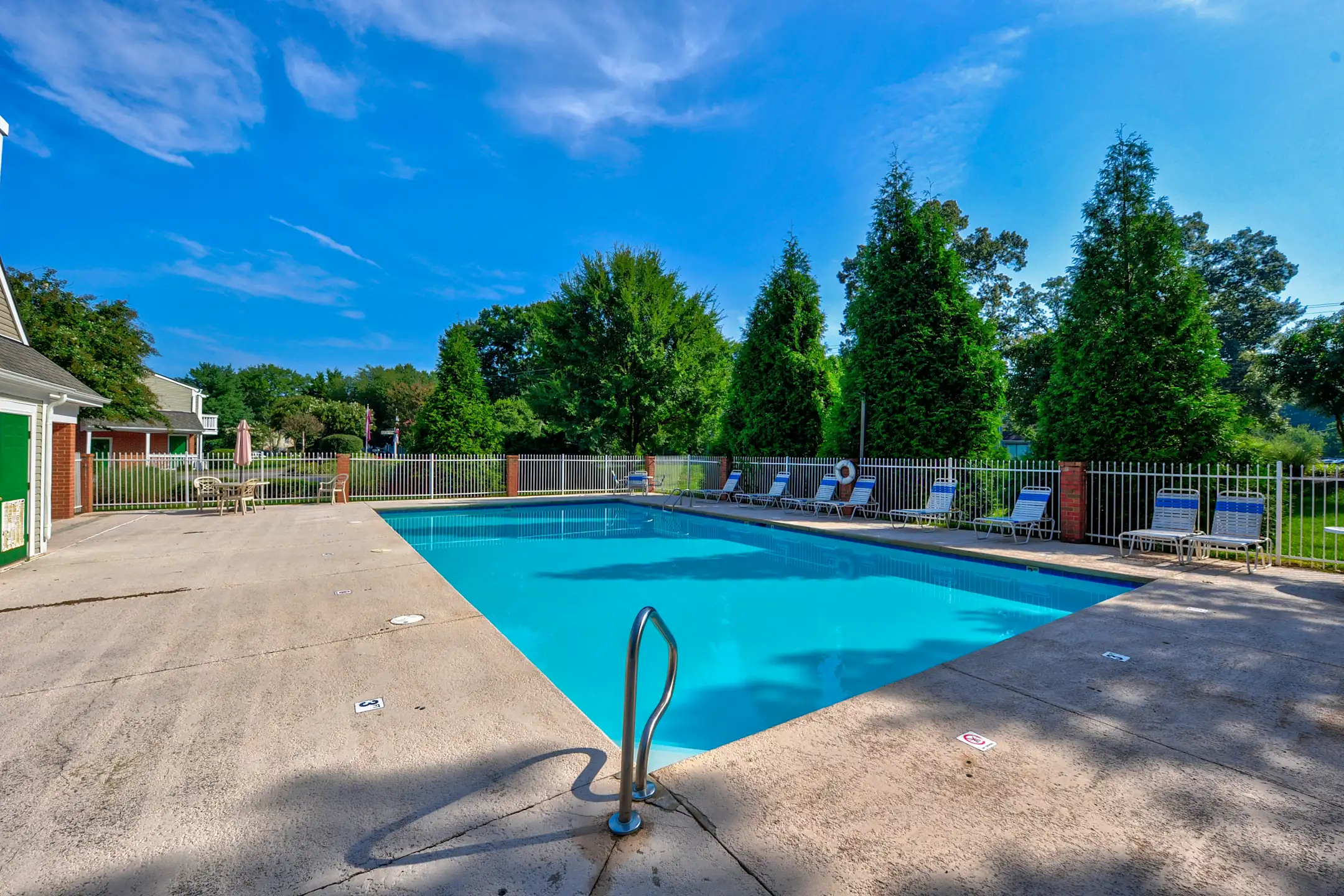 Wellington Place Apartments Sandston, VA 23150