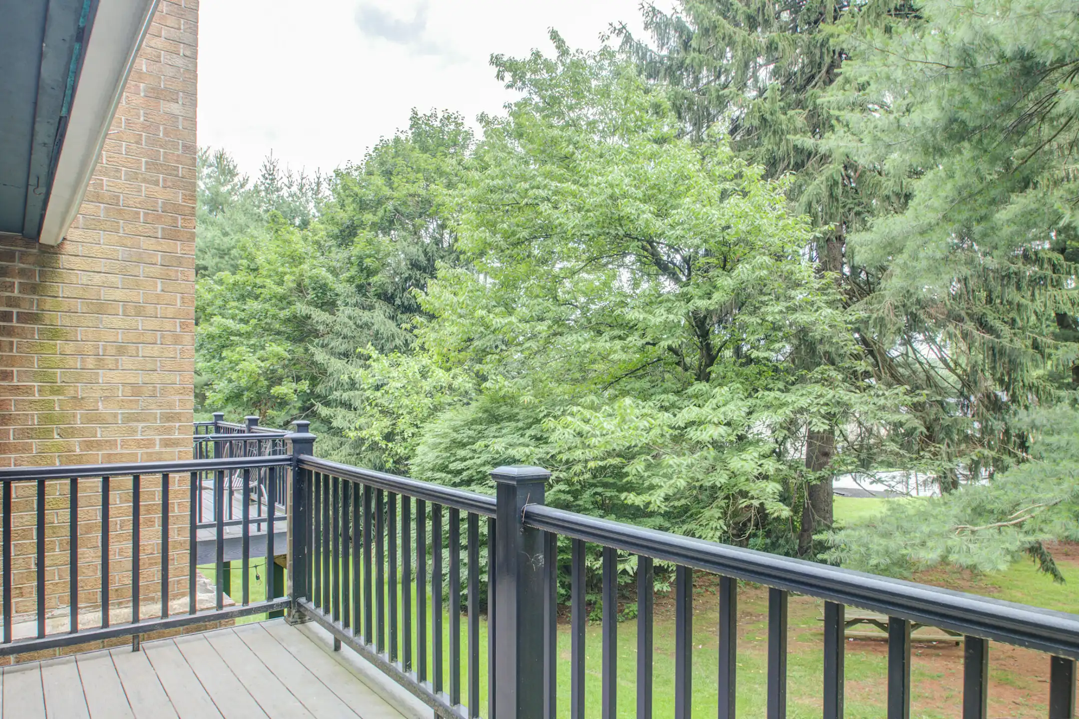 The Fairways Apartments & Townhomes 100 1st Montgomery Blvd