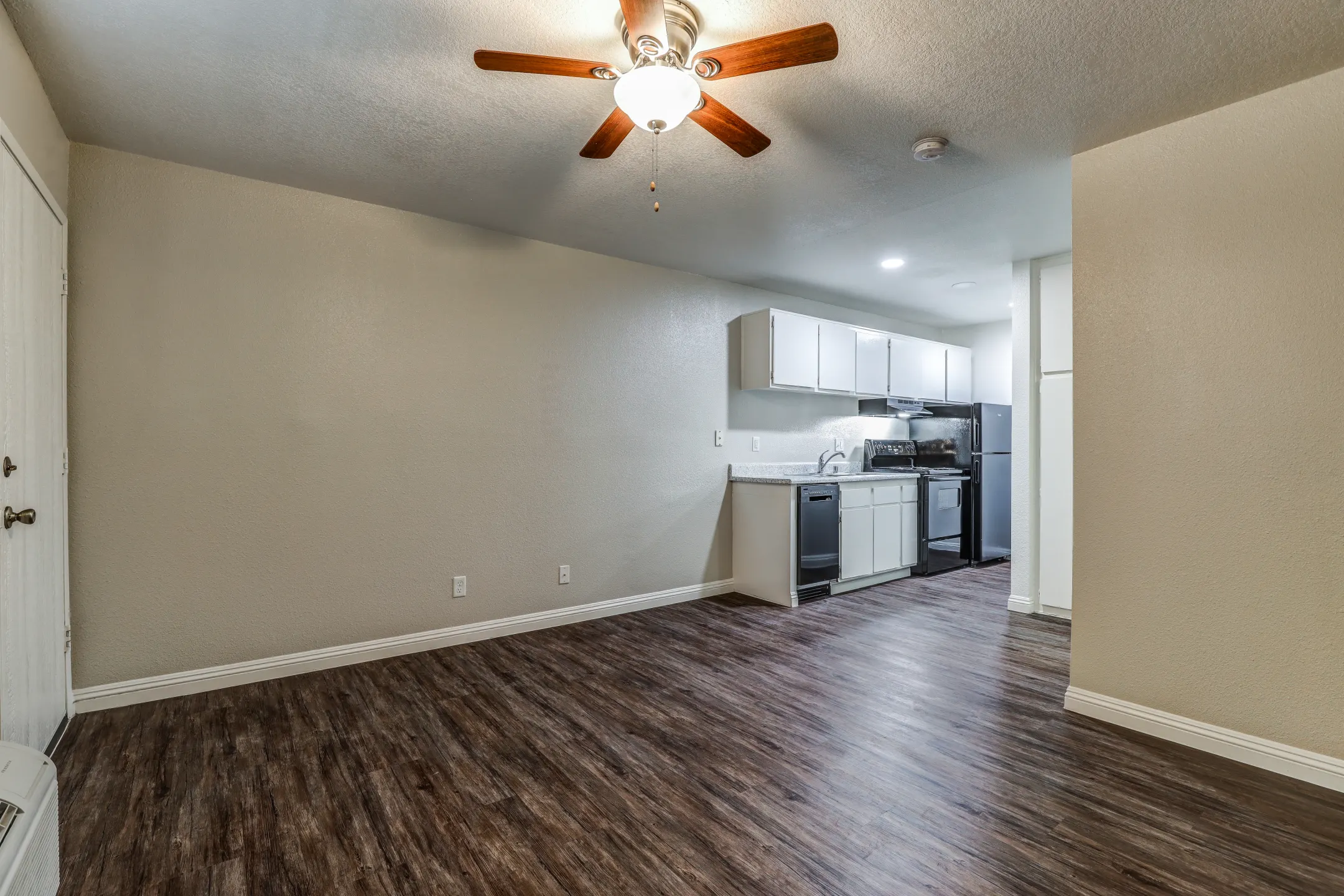 Centrepointe Apartments Colton, CA 92324