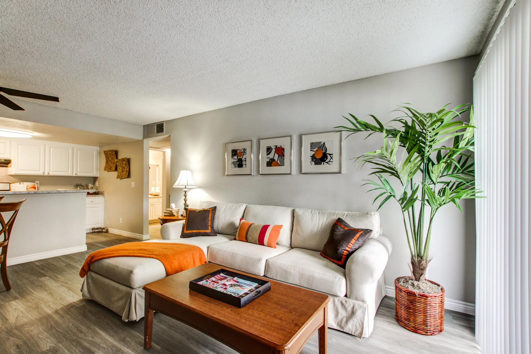 Grand Apartments on Lindley 10201 Lindley Avenue Northridge, CA for