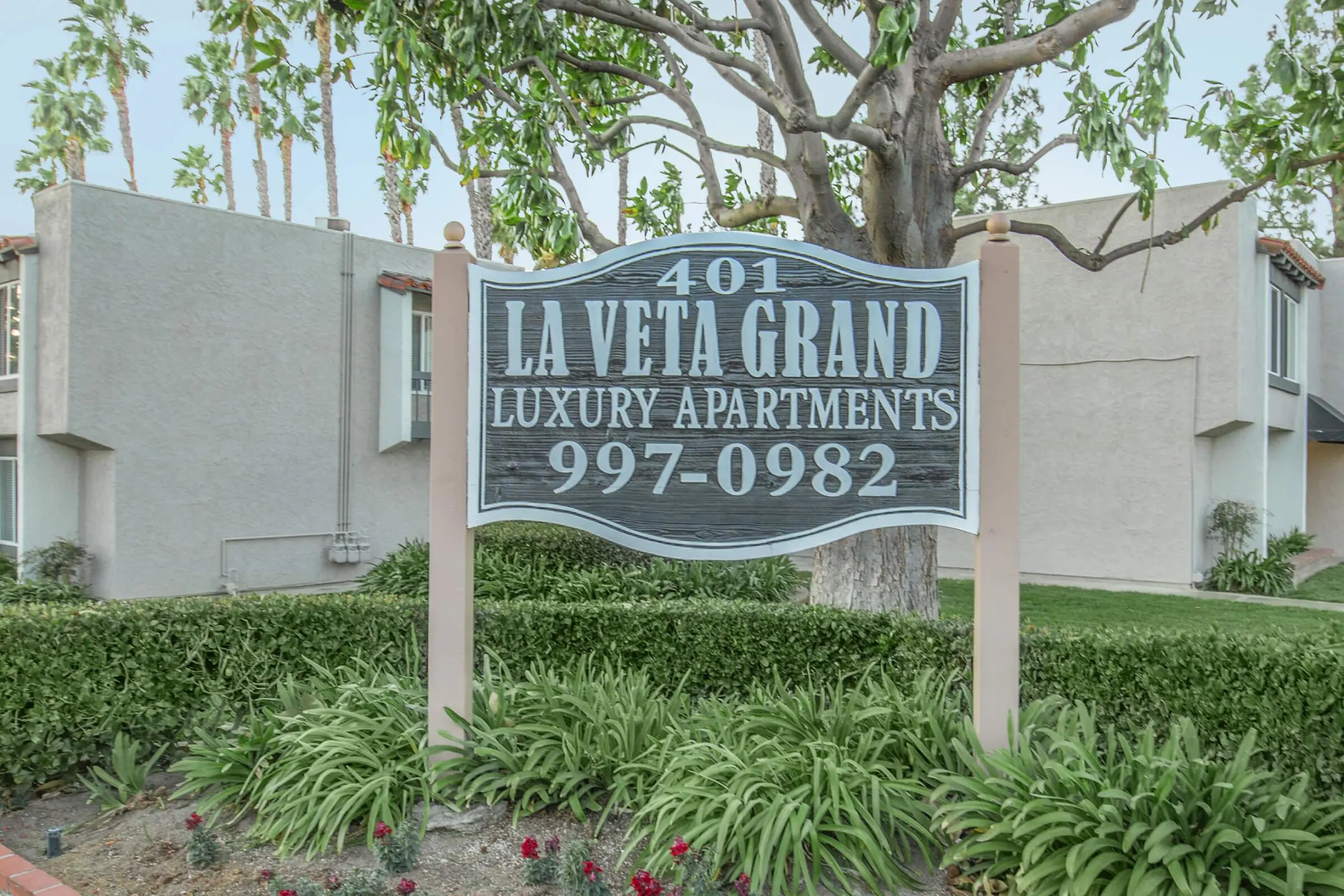 La Veta Grand 401 W La Veta Ave Orange, CA Apartments for Rent Rent.