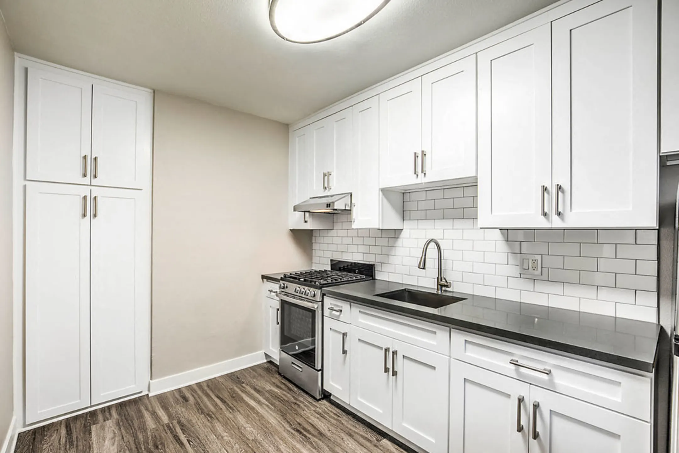 Island Apartments 8222 Rosemead Blvd Pico Rivera, CA Apartments for