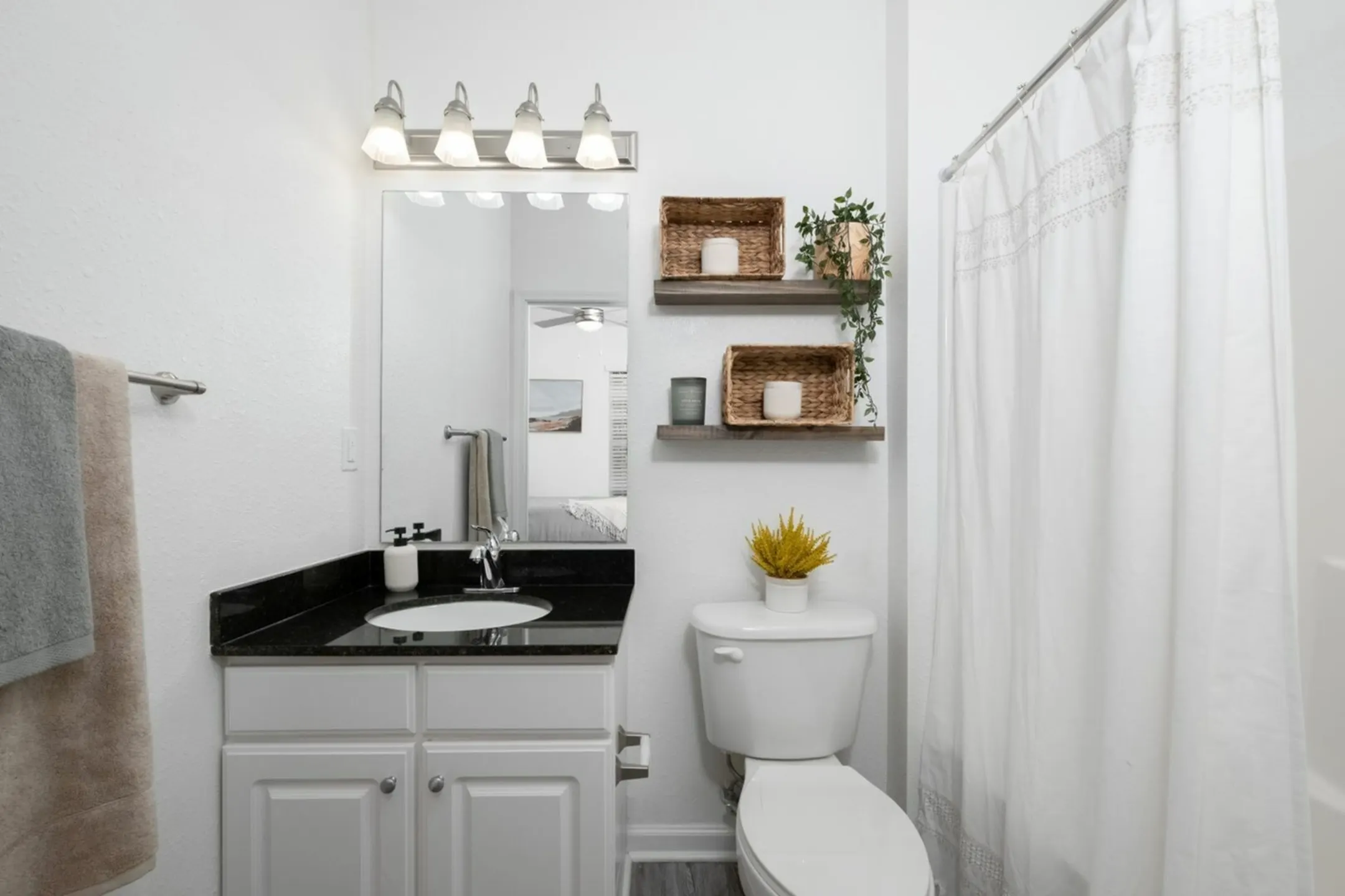 Gainesville Place Per Bed Lease Apartments Gainesville, FL 32608