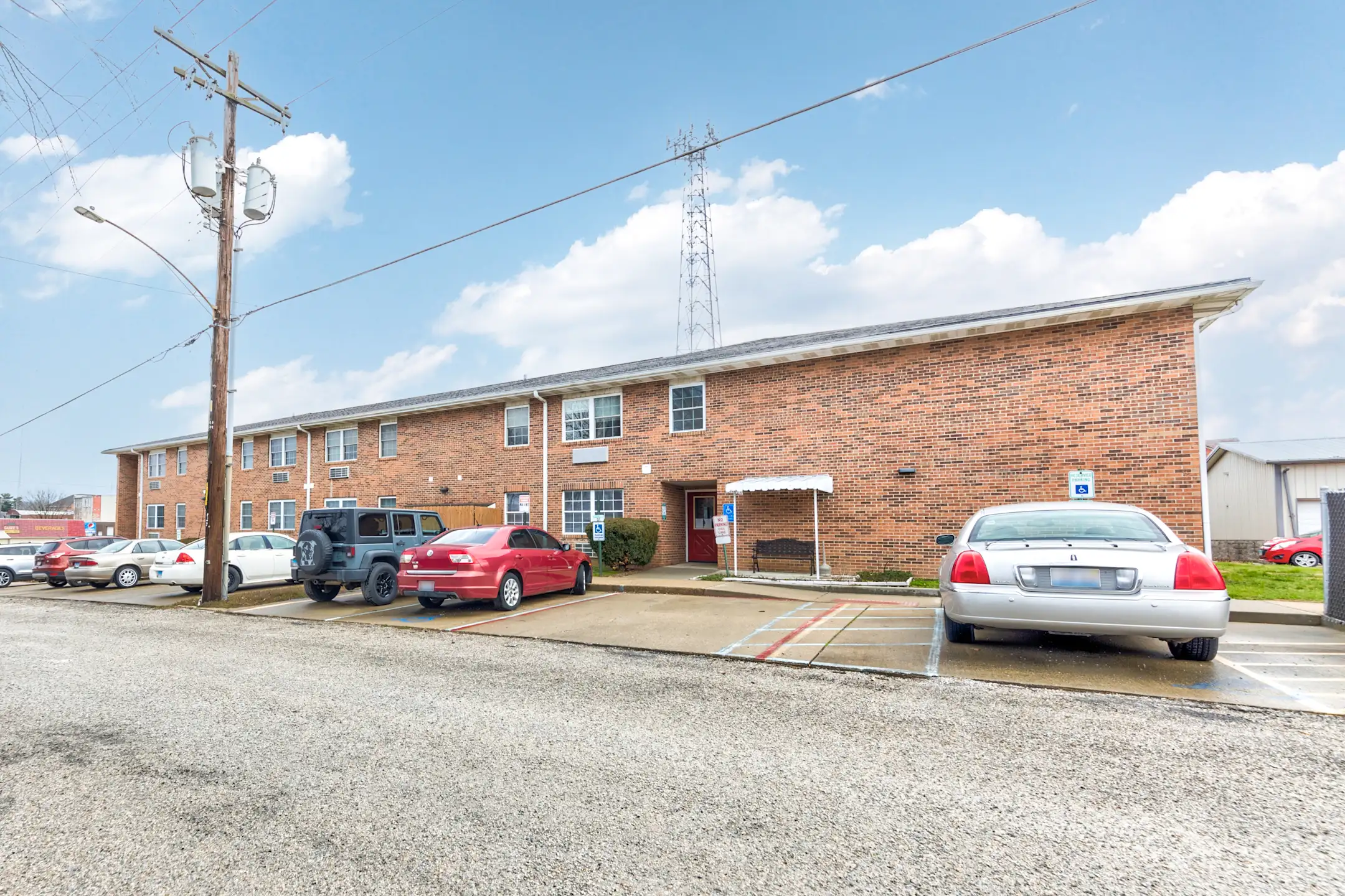 Village Apartments of Hillsboro Senior Apartments Hillsboro, IL 62049