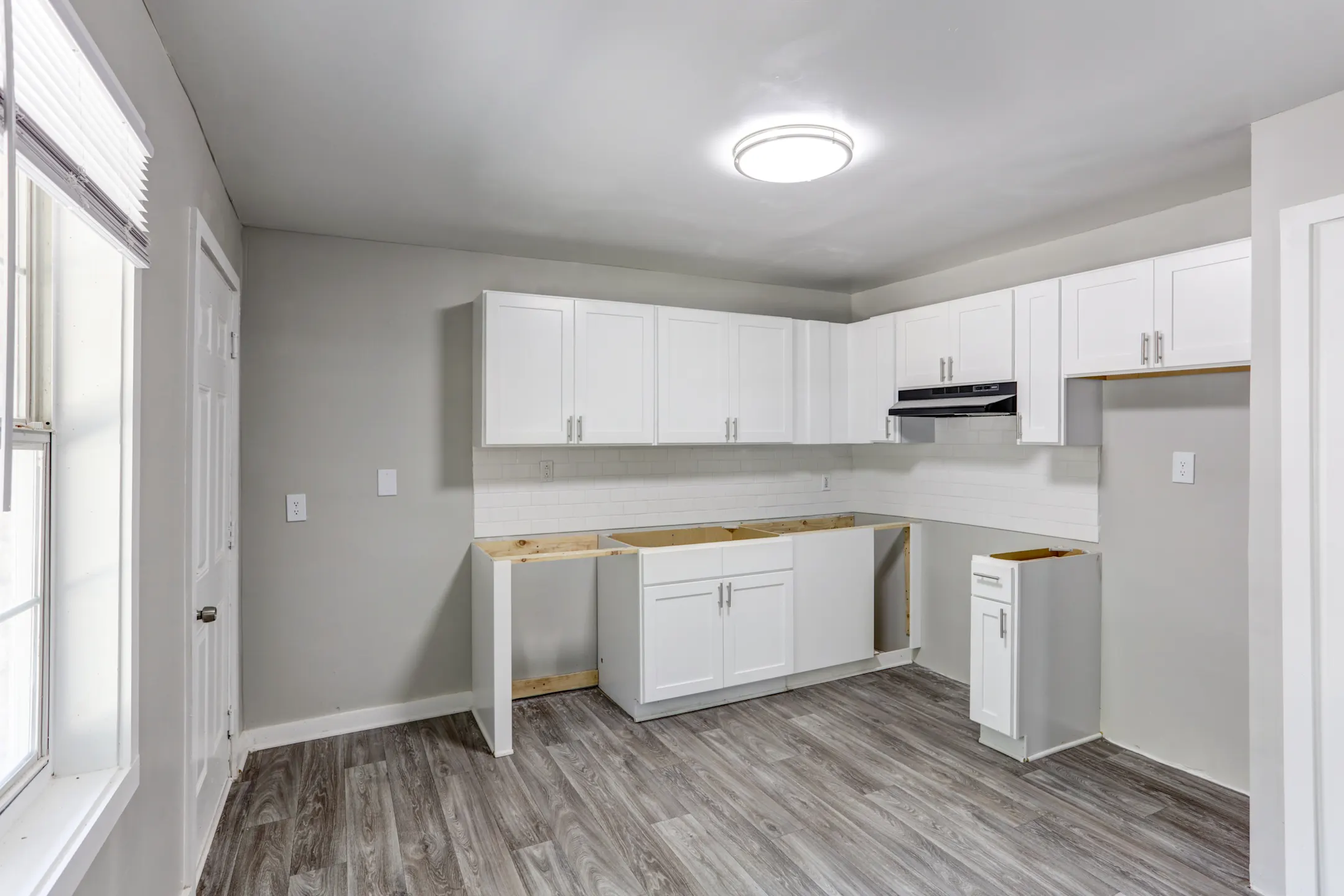 Valley Creek Apartments 363 Upper Riverdale Rd SW Riverdale, GA