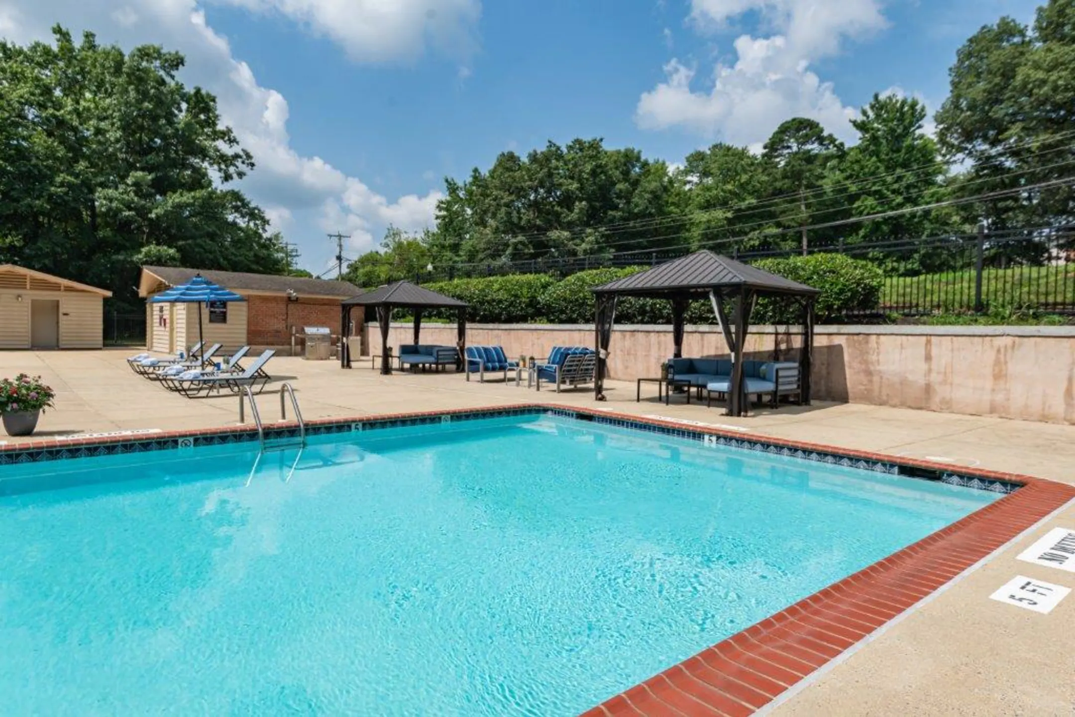 Parke Laurel Apartment Homes 13178 Larchdale Rd Laurel, MD