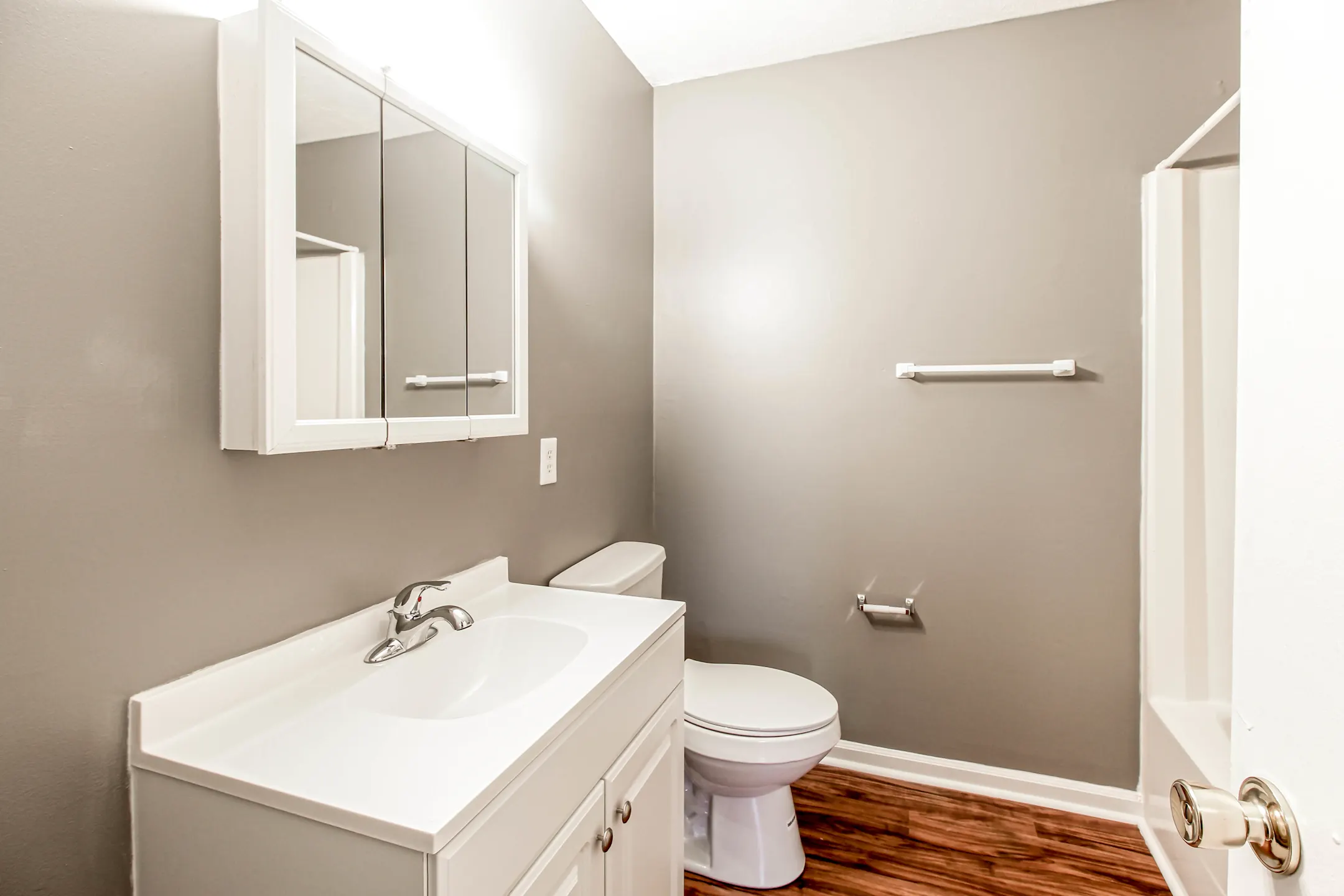 Churchill Downs 1522 Secretariat Blvd Knoxville, TN Townhomes for