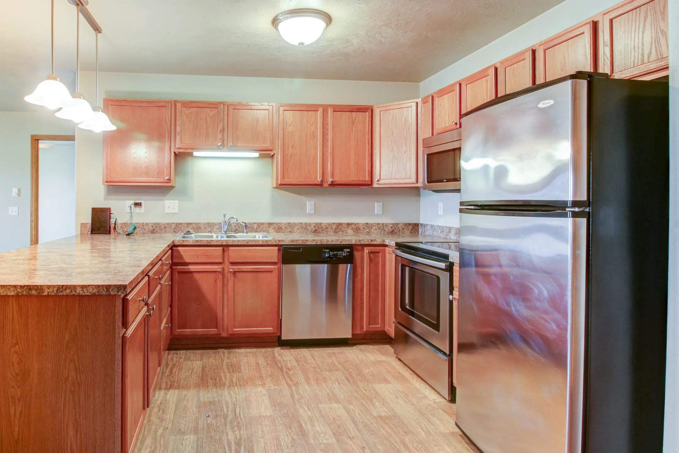 Kitchen - Northdale Apartments - Minot, ND
