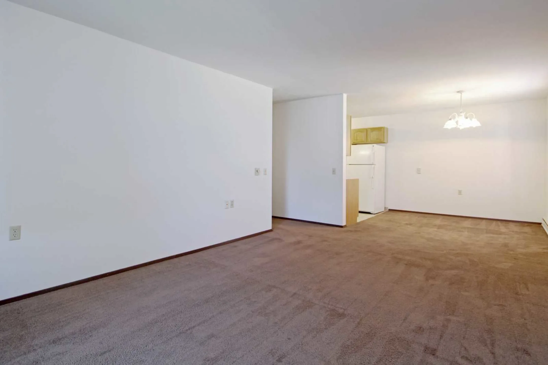 Living Room - Riverwood Court Apartments - Milwaukee, WI