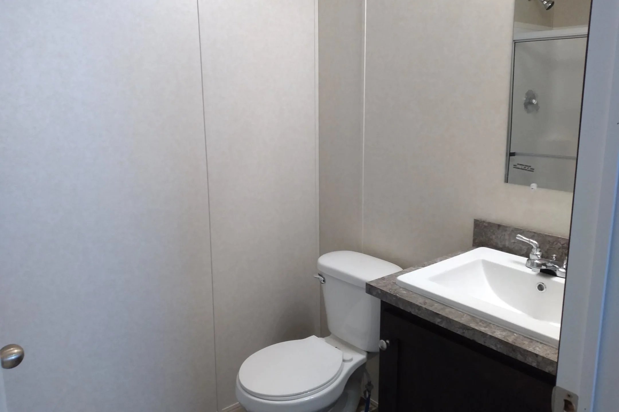 Bathroom - Highland Greens Estates - Highland, MI