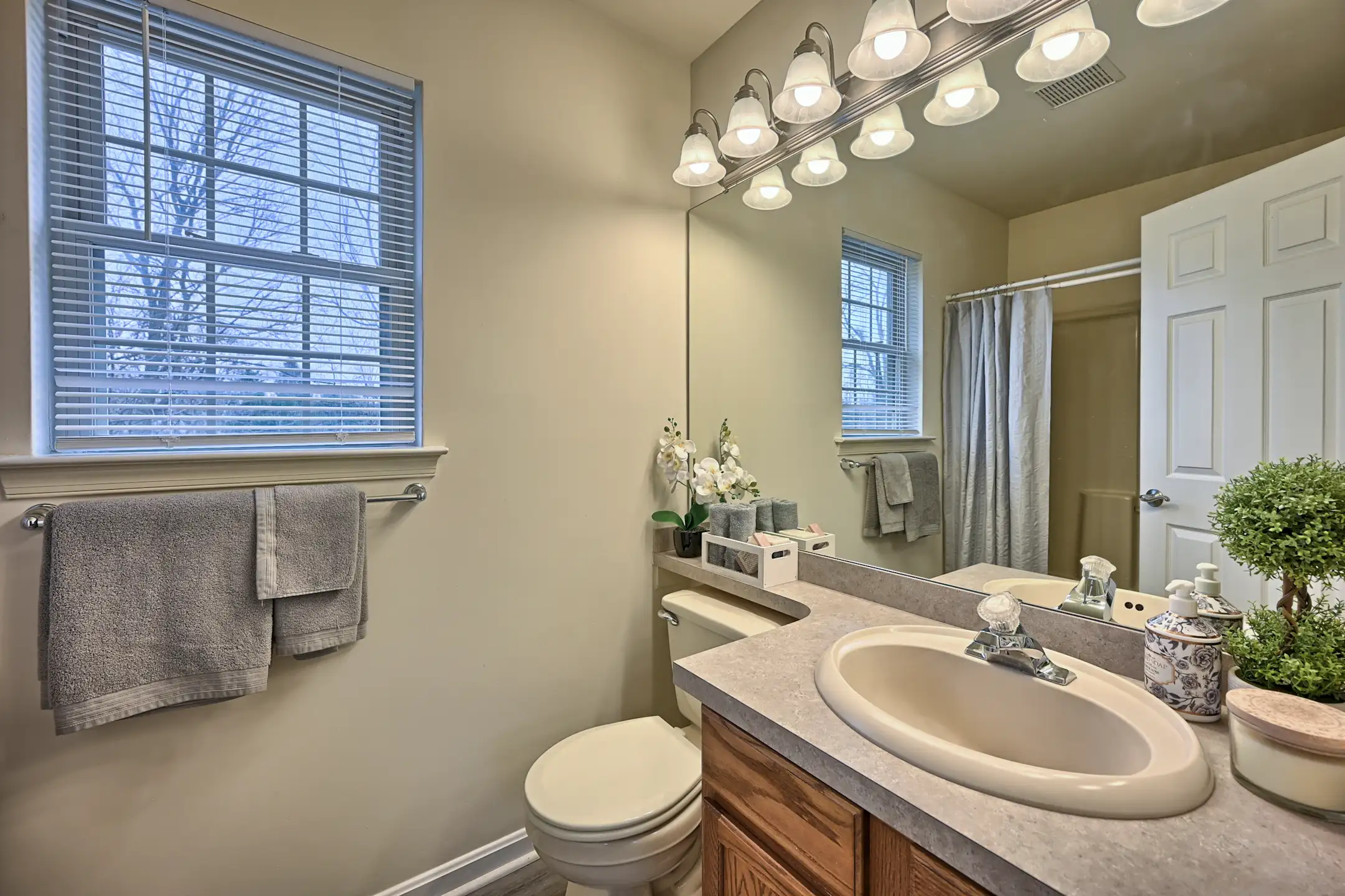 Bathroom - Timber Ridge at Waverly - Harrisburg, PA