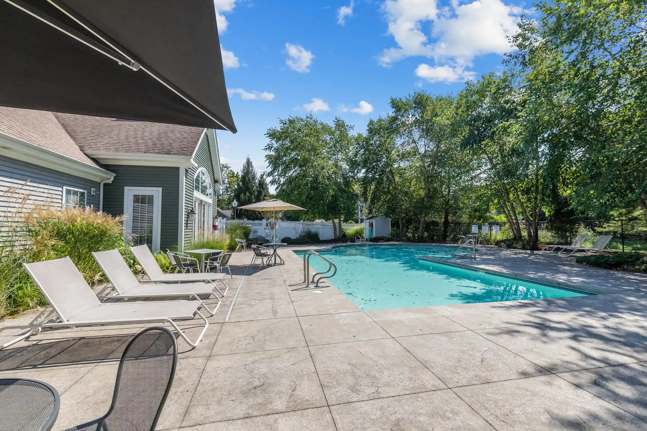 The Woodlands at Abington Station 9 Woodlands Way Abington, MA