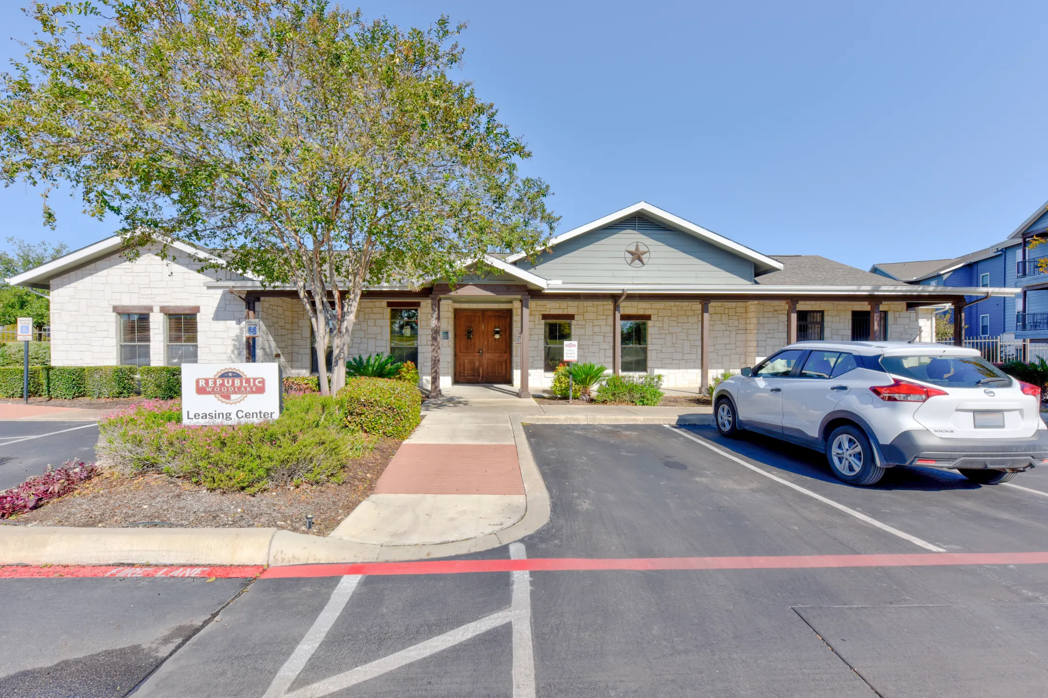 Leasing Office - Nova Vista Apartments at Woodlake - San Antonio, TX