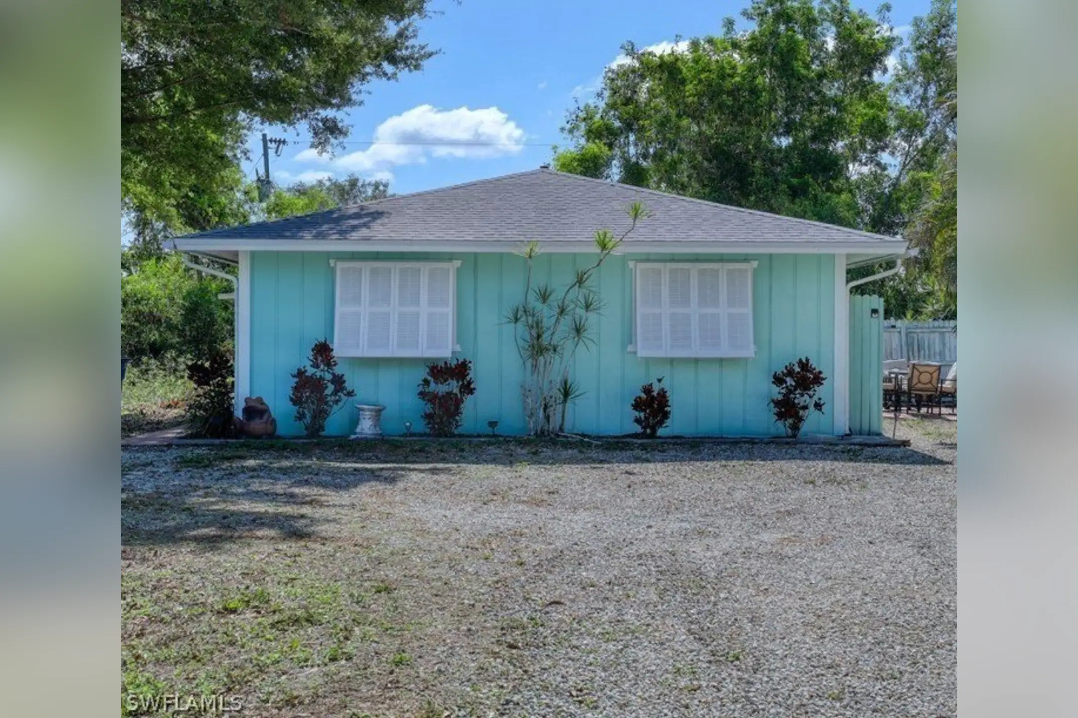 12382 Dolphin Rd  