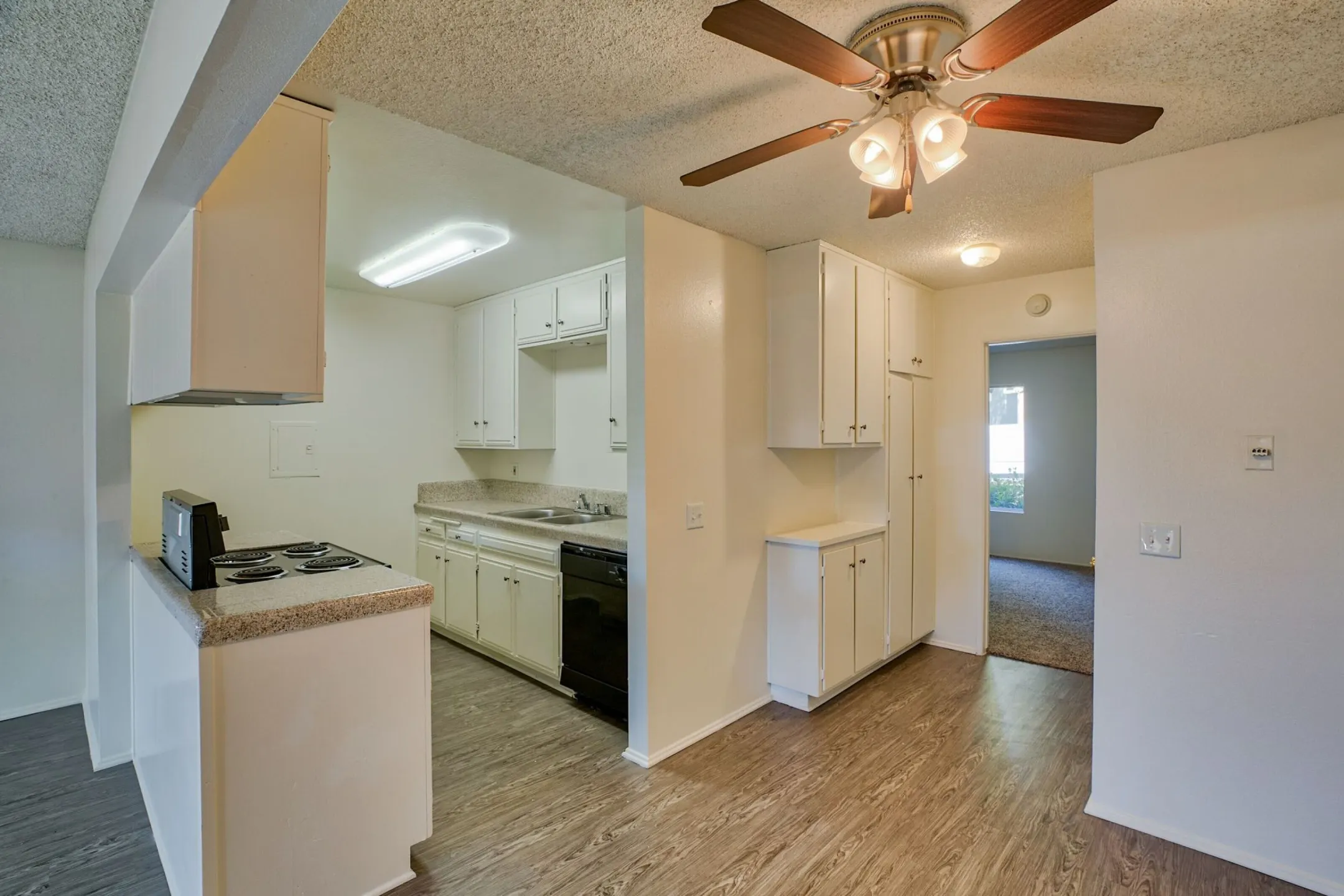 Pine Villa Apartments Redlands