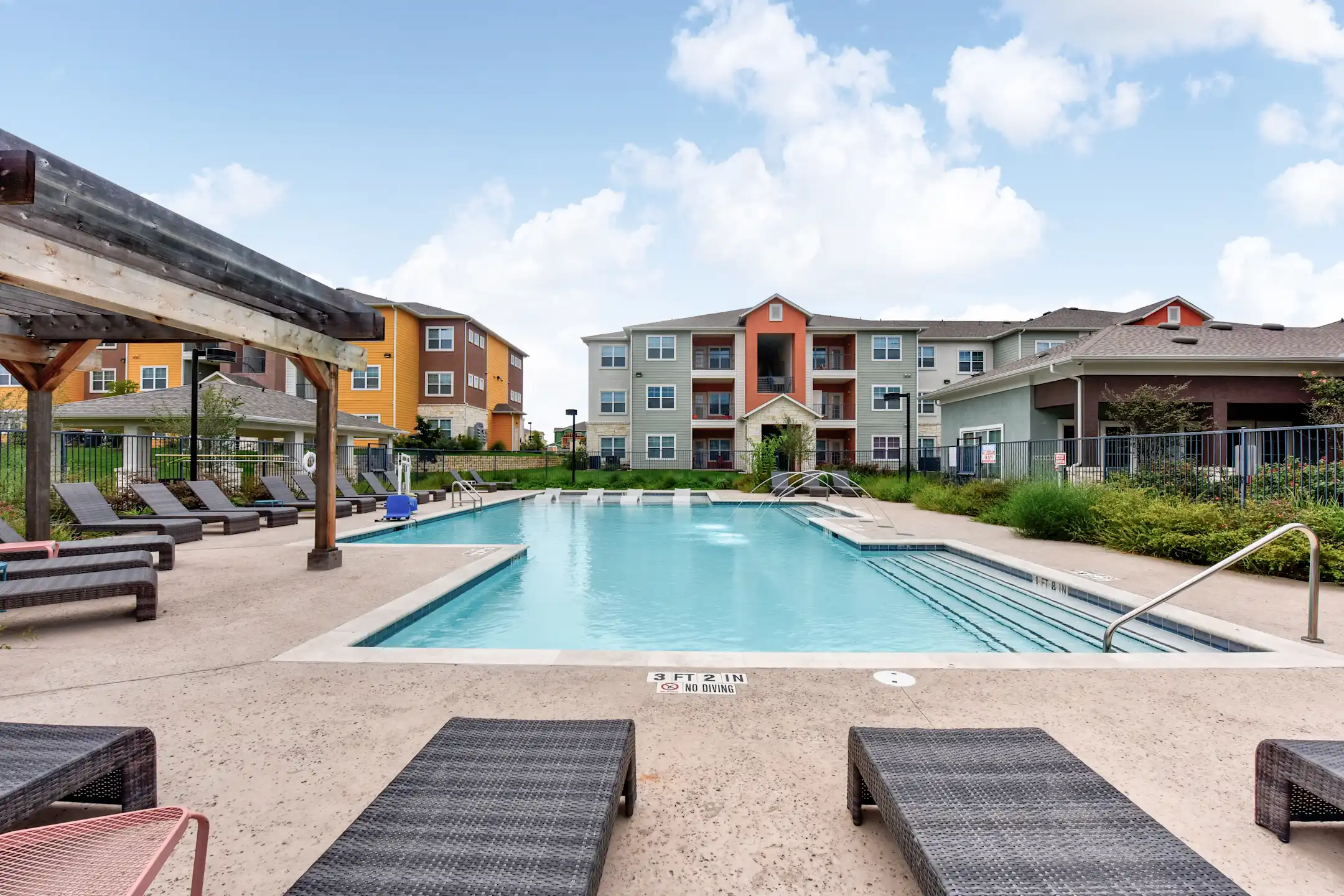 Heights on Parmer Apartment Homes Apartments Austin, TX 78753