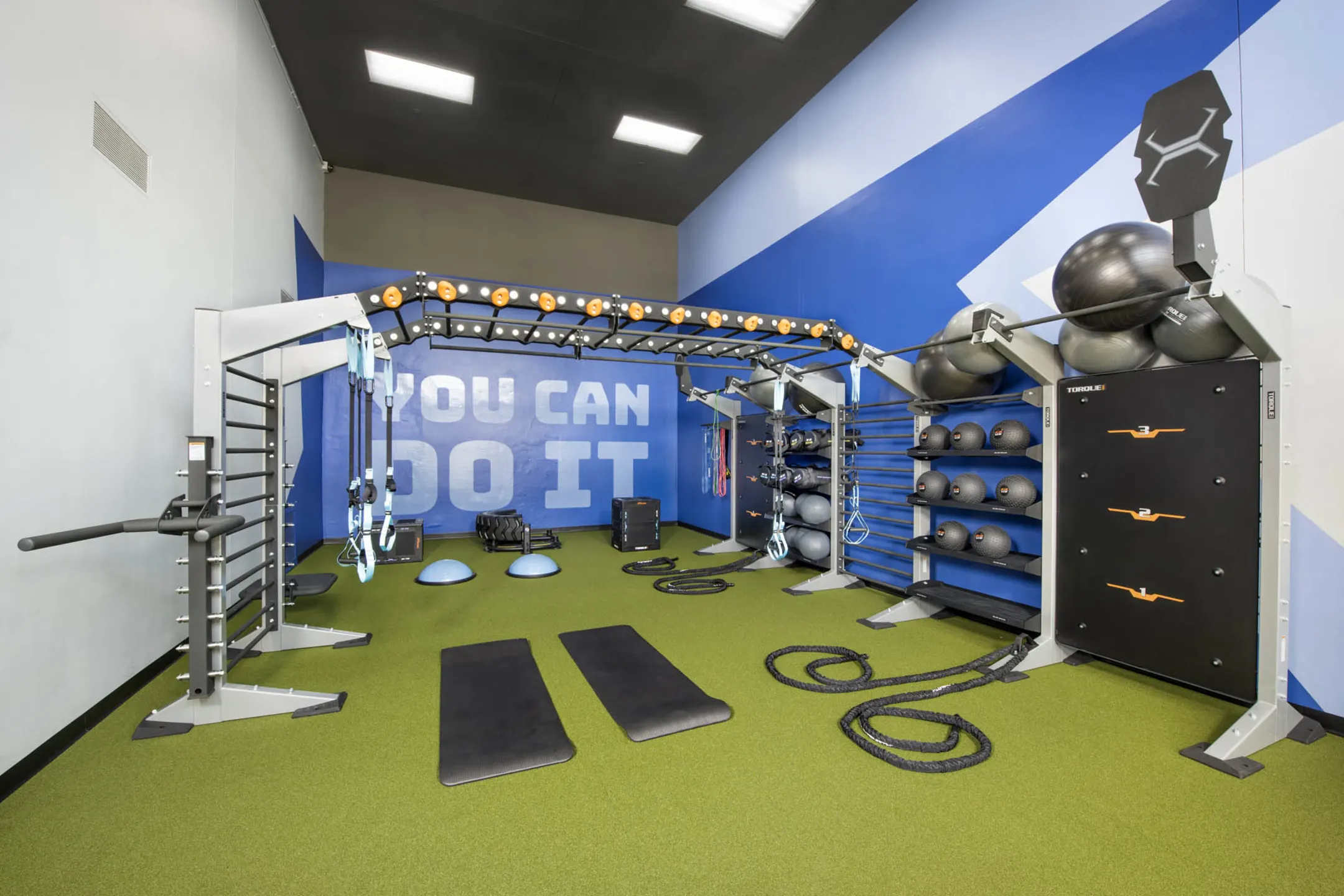 Fitness Weight Room - Arbors at Maitland - Orlando, FL