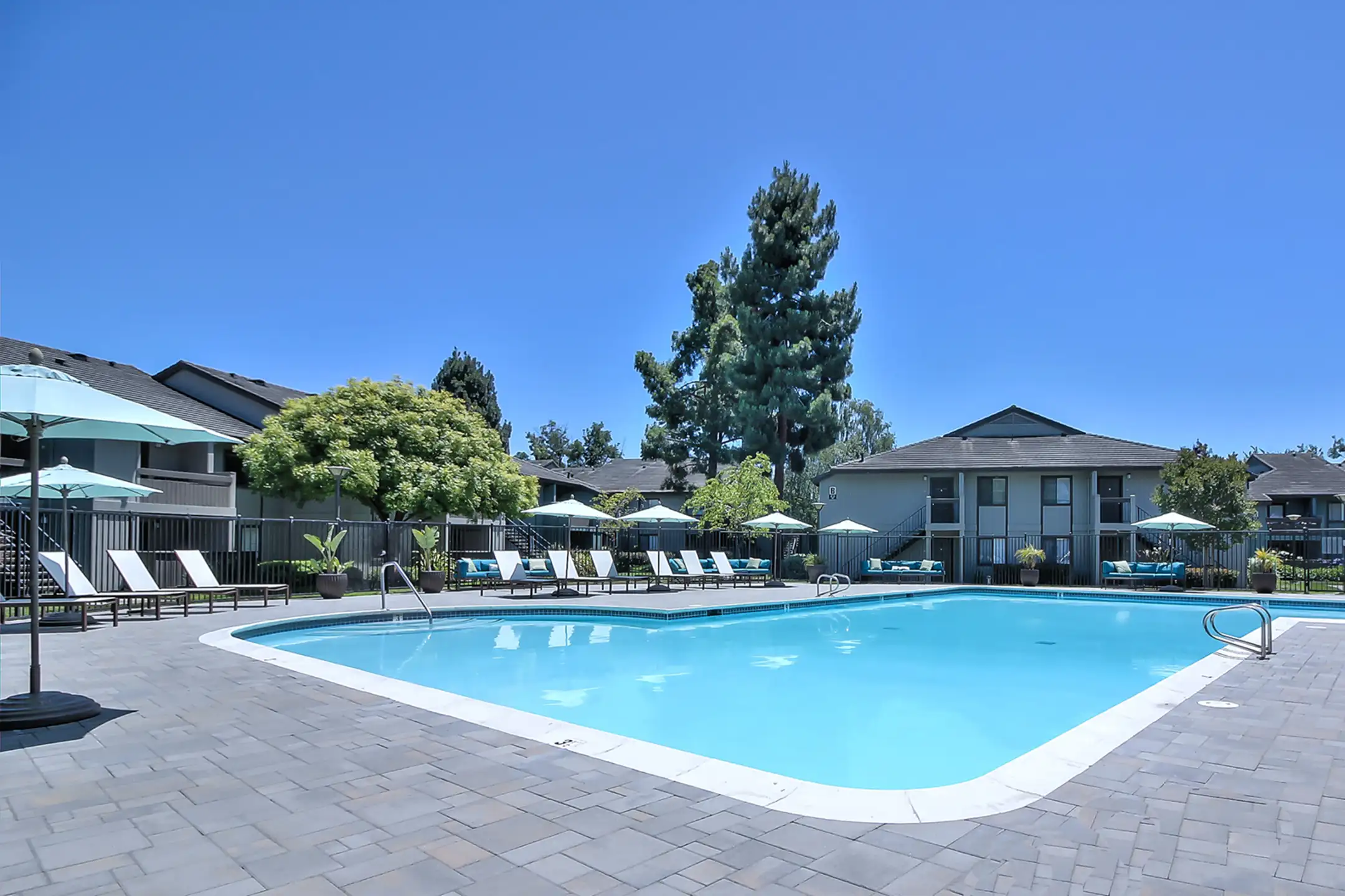 The Dutton 25800 Industrial Blvd Hayward, CA Apartments for Rent