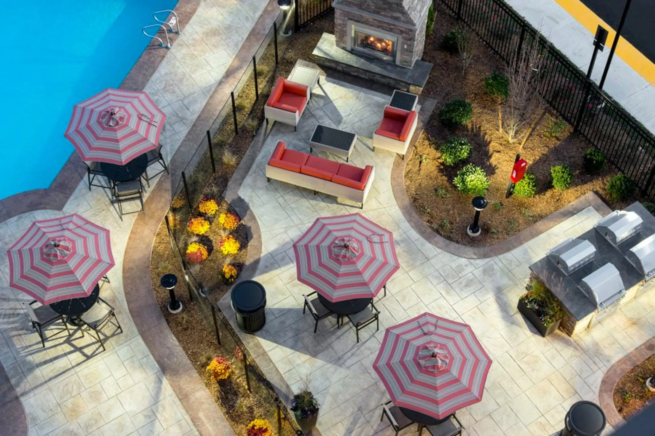 Patio / Deck - Avalon Quincy - Quincy, MA