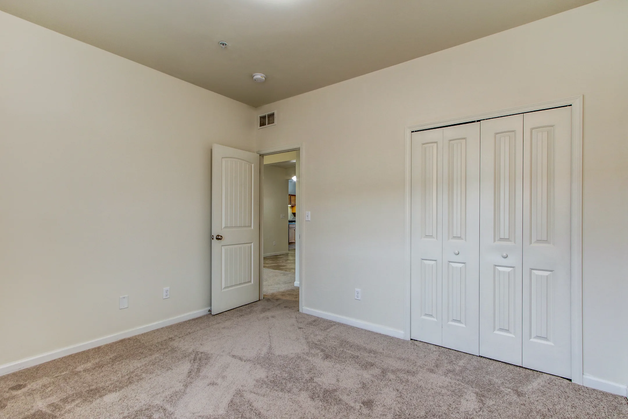 Fox Ridge Apartments and Townhomes Apartments Lebanon, PA 17042