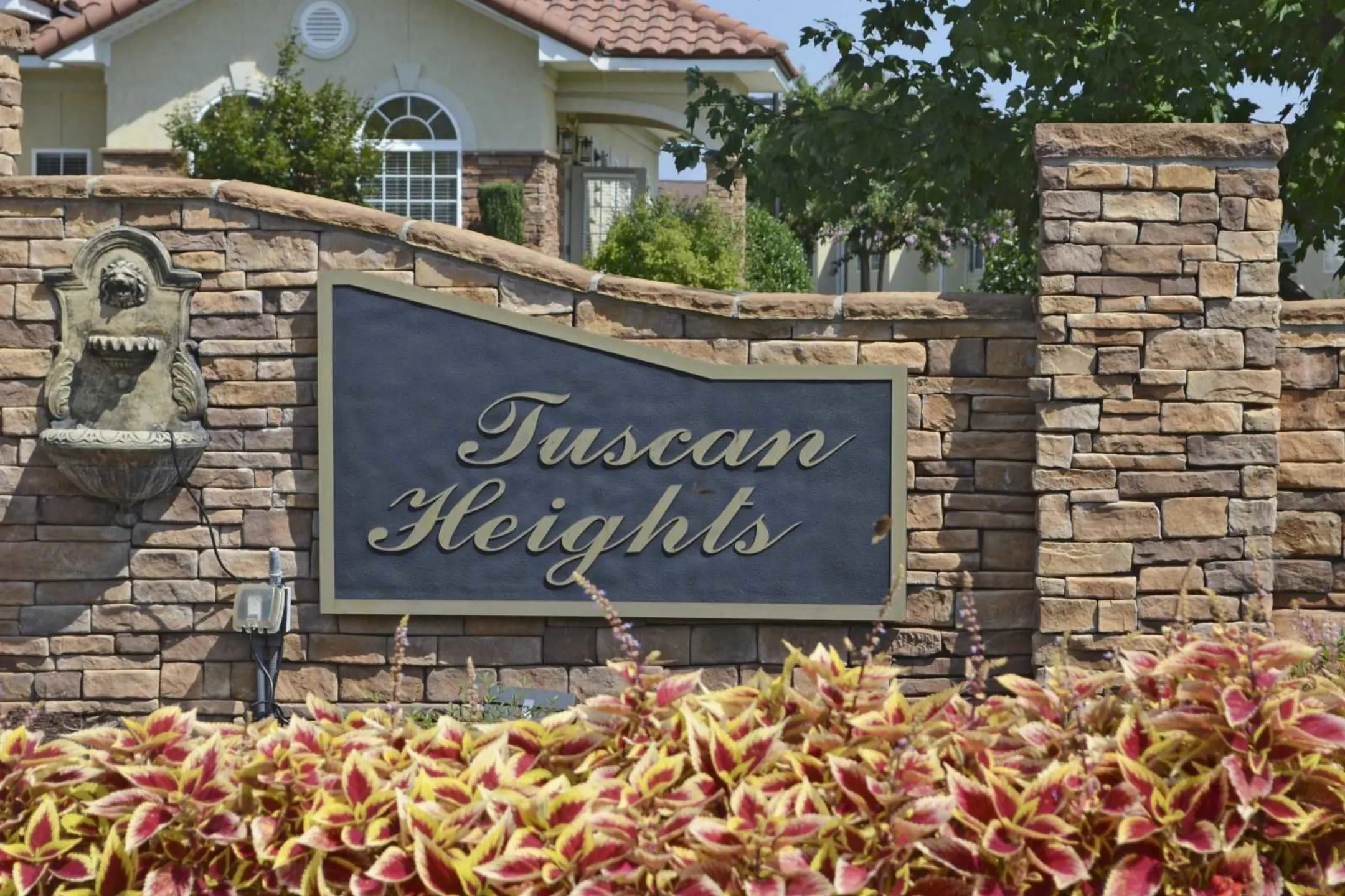 Community Signage - Tuscan Heights - Greer, SC