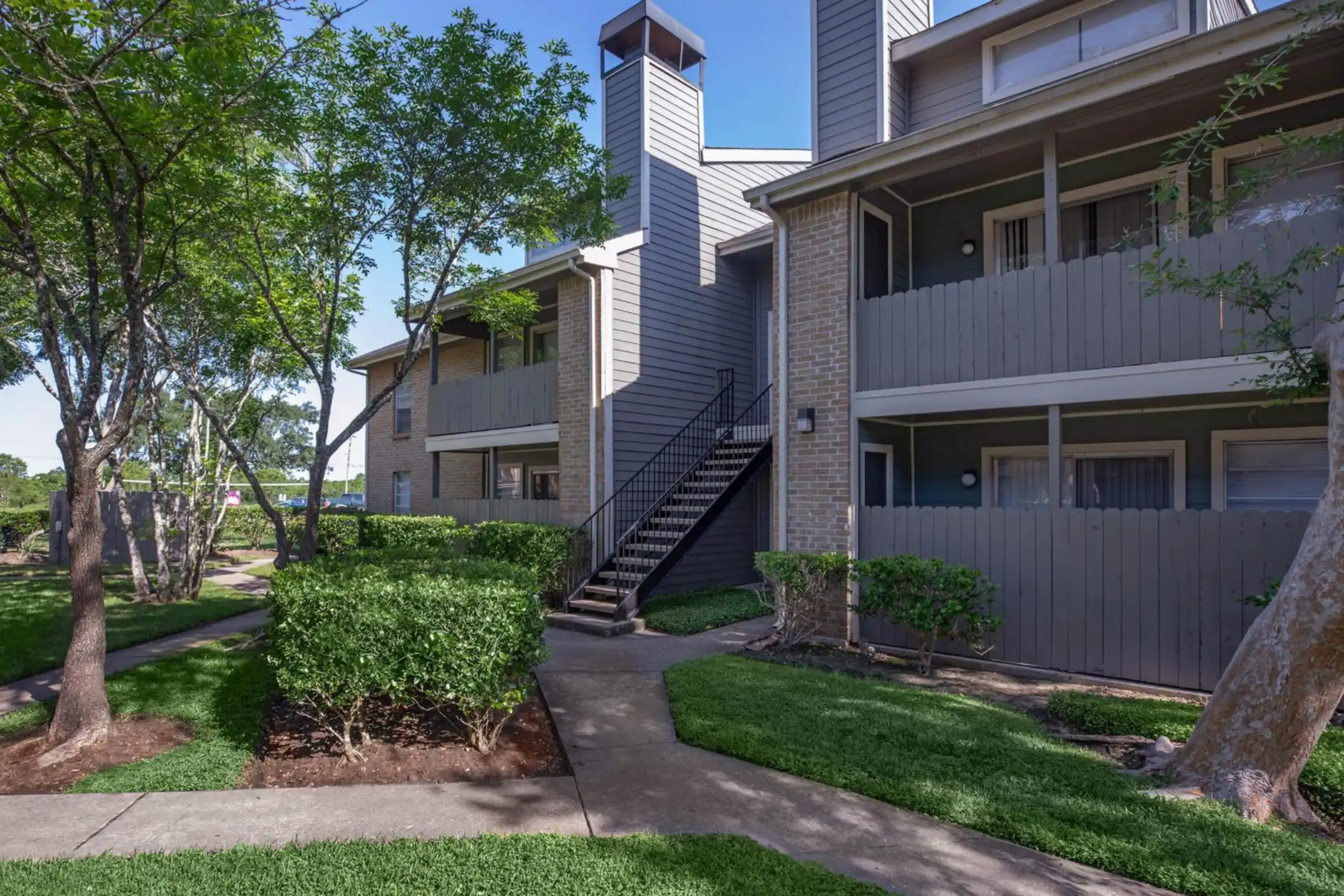 Angleton Manor Apartments Angleton, TX 77515