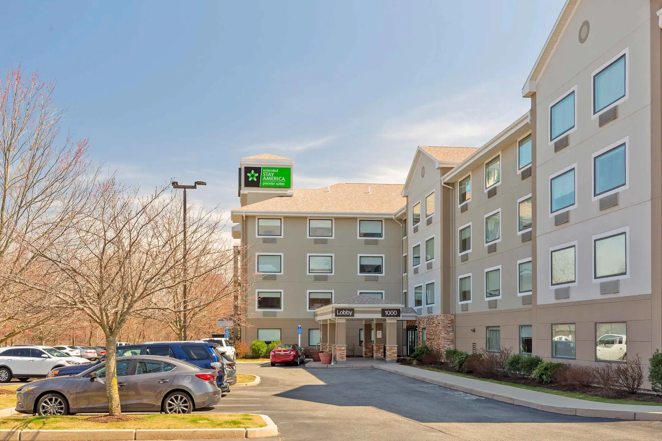 Furnished Studio Providence East Providence 1000 Warren Ave