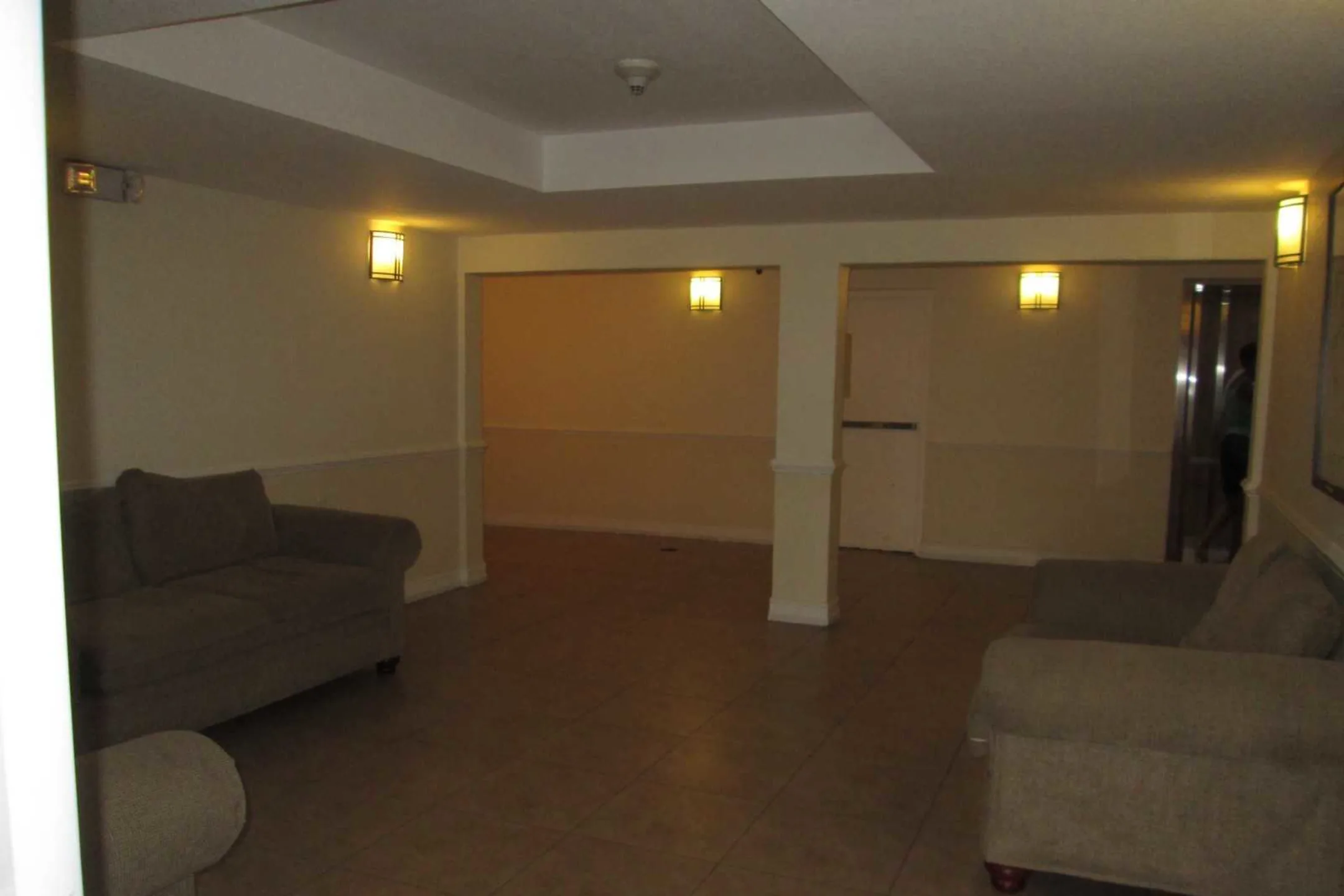 Living Room - The Apartment People - Deerfield Beach, FL