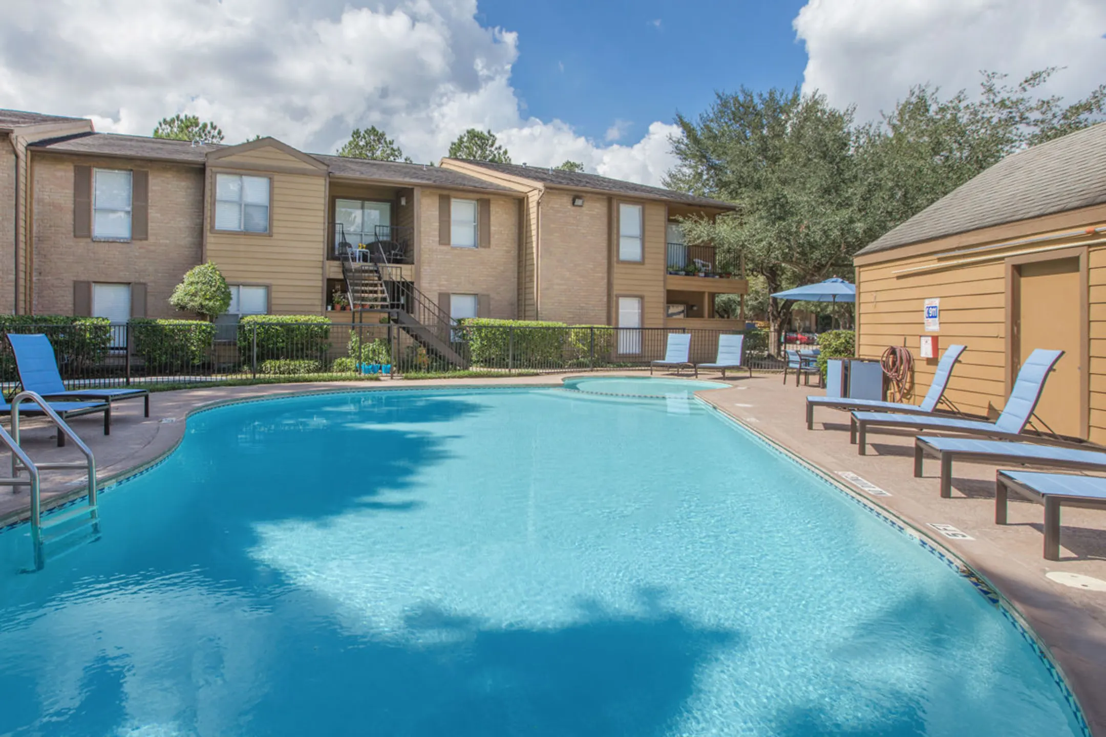 Elm Grove Apartments 2921 Sycamore Springs Dr Kingwood, TX